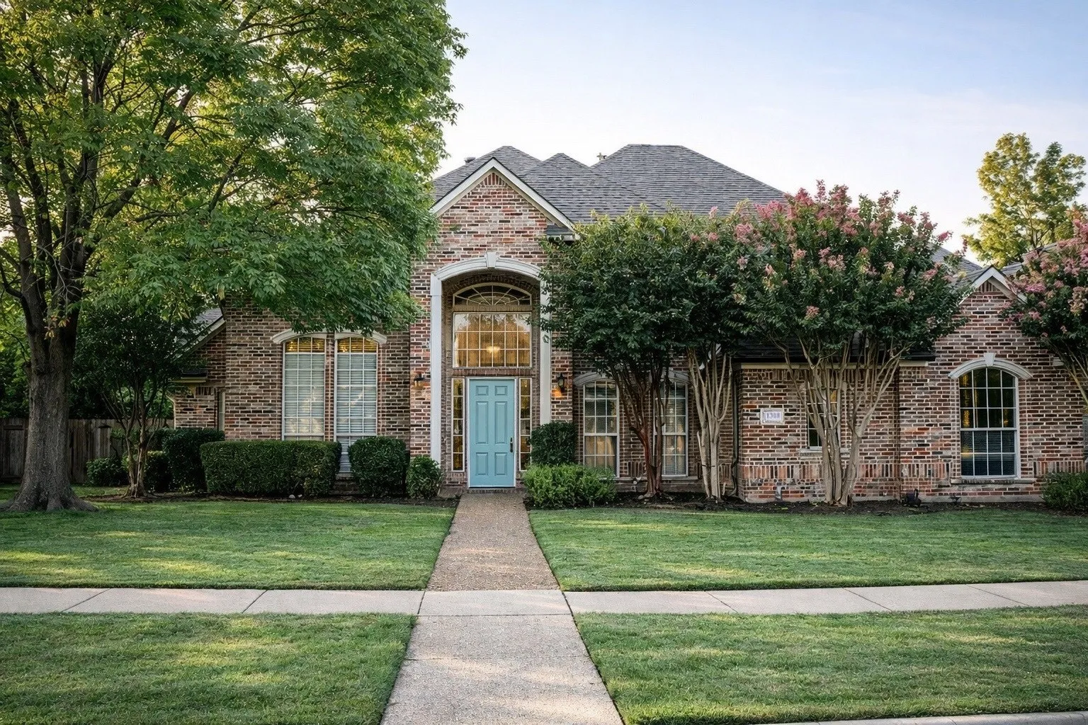 Single Family Residence For Rent in Tarrant County , 1308 Normandy Drive, Southlake, Texas 76092, 4 Bedroom, 5 Bathroom, 3 Garage spaces, 4,158 Sqft, built in 1994, mls#21161510, Real Estate Agent in Southlake, Homes For Rent in Tarrant county, Homes For Rent in Southlake, Realtor in Southlake Texas, Real Estate Brokerage Independent Realty Texas, Luminita Cordes Realtor