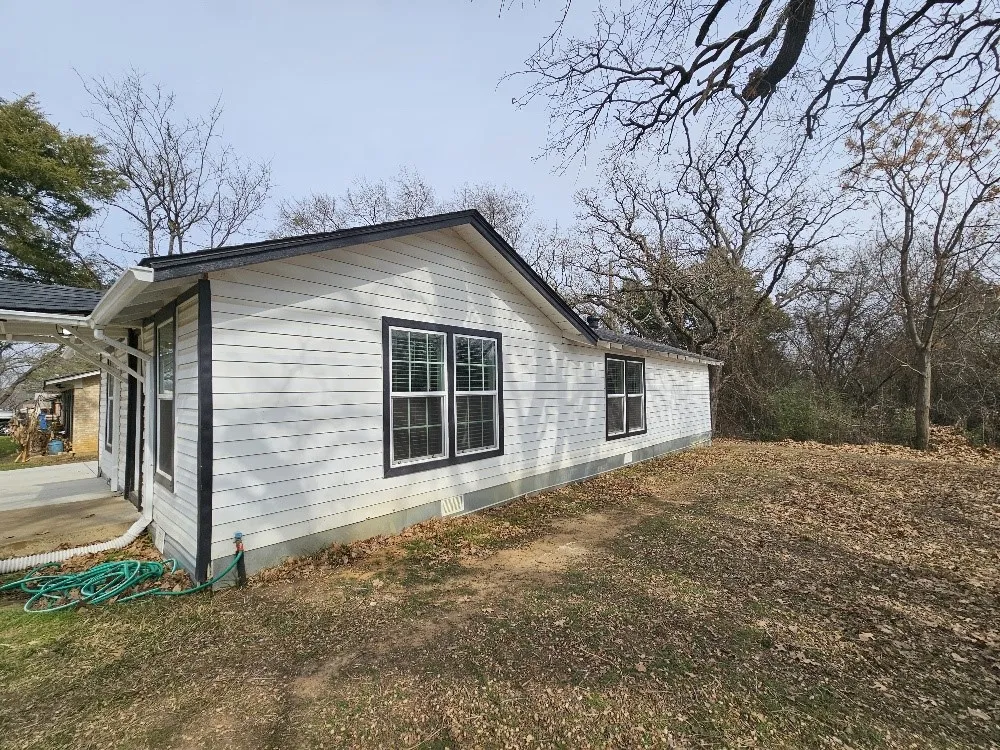 Single Family Residence For Sale in Johnson County , 207 Pine Street, Keene, Texas 76059, 2 Bedroom, 1 Bathroom, Garage spaces, 968 Sqft, built in 1970, mls#21161527, Real Estate Agent in Keene, Homes For Sale in Johnson county, Homes For Sale in Keene, Realtor in Keene Texas, Real Estate Brokerage Independent Realty Texas, Luminita Cordes Realtor