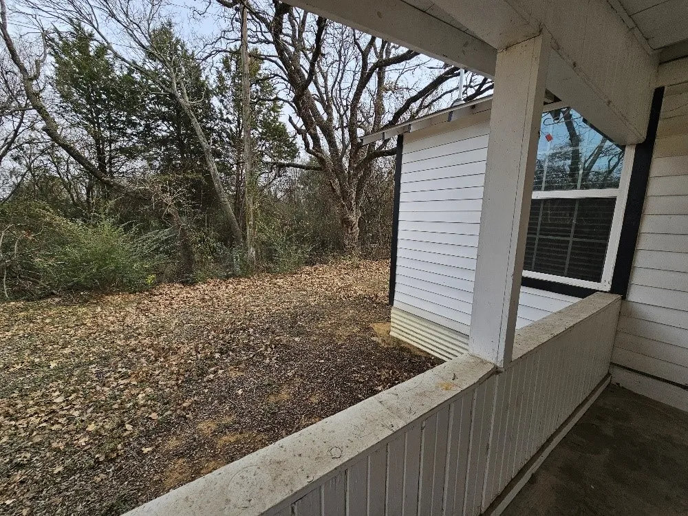 Single Family Residence For Sale in Johnson County , 207 Pine Street, Keene, Texas 76059, 2 Bedroom, 1 Bathroom, Garage spaces, 968 Sqft, built in 1970, mls#21161527, Real Estate Agent in Keene, Homes For Sale in Johnson county, Homes For Sale in Keene, Realtor in Keene Texas, Real Estate Brokerage Independent Realty Texas, Luminita Cordes Realtor