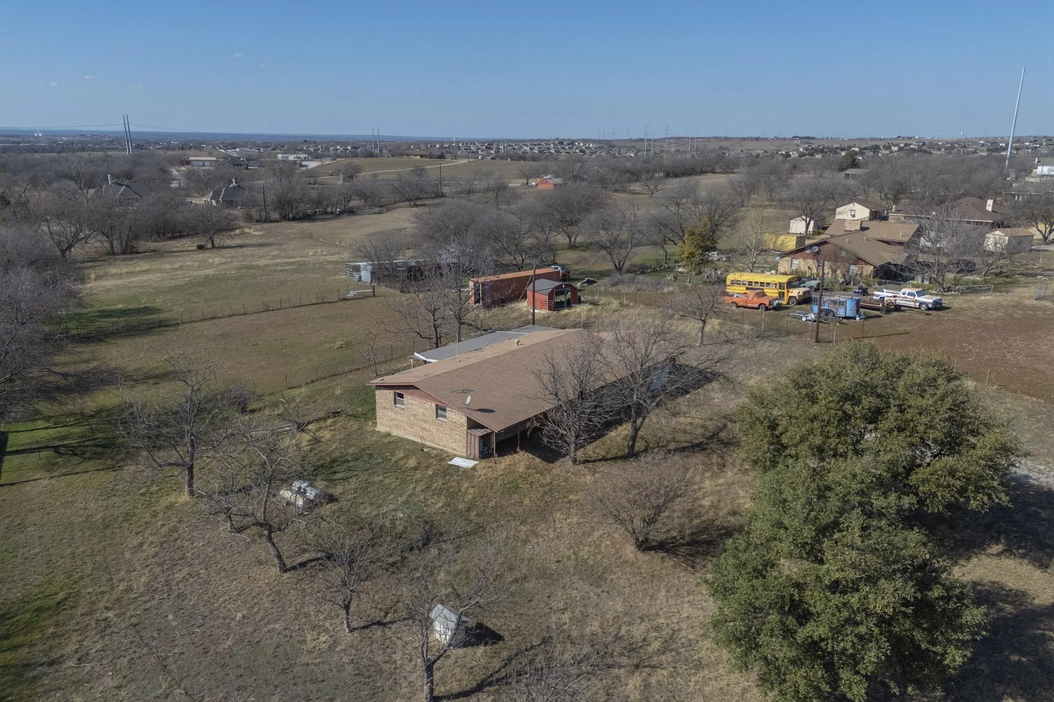 Improved Land For Sale in Tarrant County , 14255 Us-287, Fort Worth, Texas 76179, 0, 0, Garage spaces, 0 Sqft, built in 1977, Price $1,300,000, mls#21158123, Real Estate Agent in Fort Worth, Homes For Sale in Tarrant county, Homes For Sale in Fort Worth, Realtor in Fort Worth Texas, Real Estate Brokerage Independent Realty Texas, Luminita Cordes Realtor