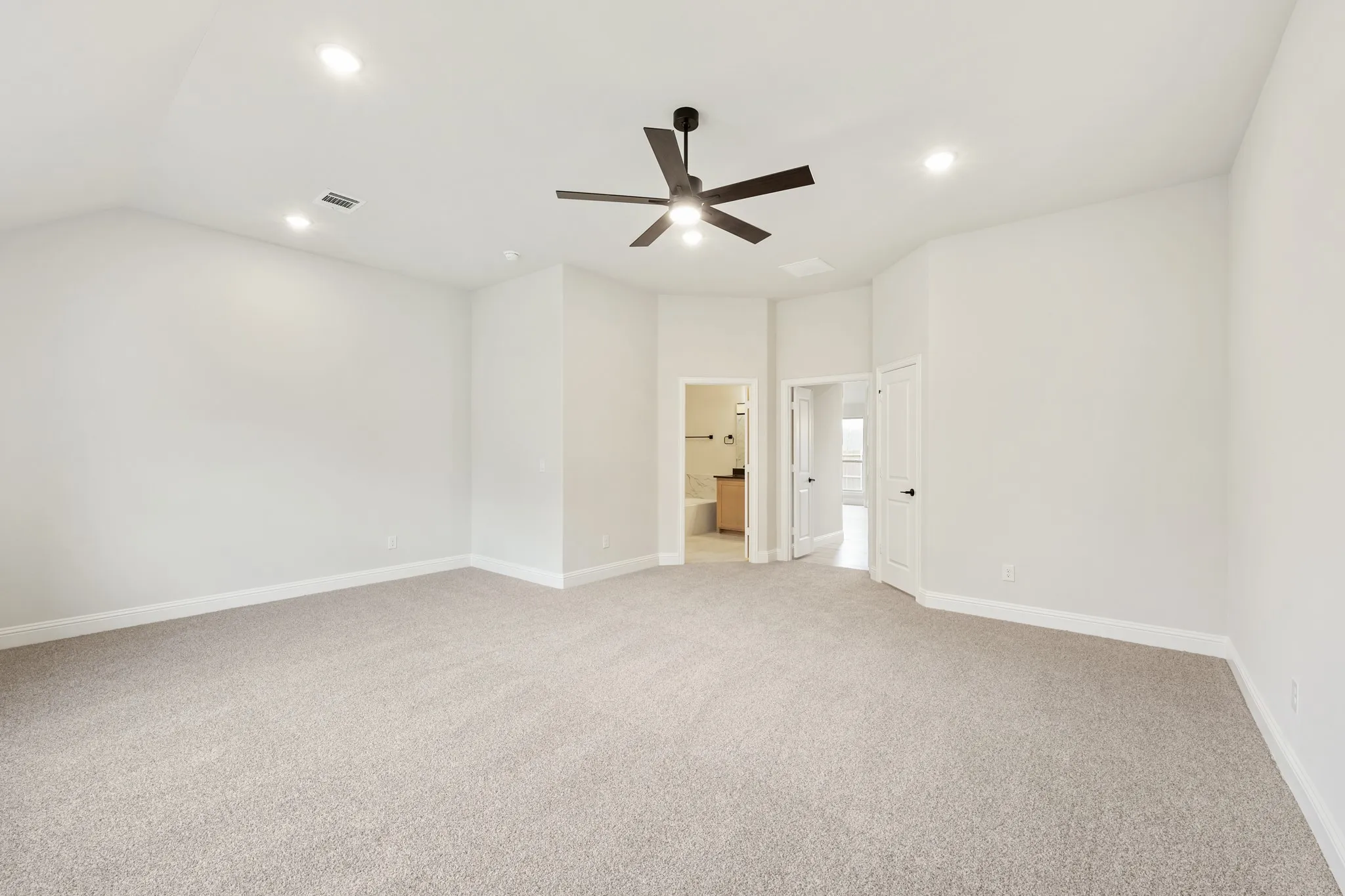 Single Family Residence For Sale in Collin County , 909 Willowbanks Drive, Josephine, Texas 75173, 4 Bedroom, 3 Bathroom, 3 Garage spaces, 2,759 Sqft, built in 2025, New Construction - Complete, mls#21161698, Real Estate Agent in Josephine, Homes For Sale in Collin county, Homes For Sale in Josephine, Realtor in Josephine Texas, Real Estate Brokerage Independent Realty Texas, Luminita Cordes Realtor