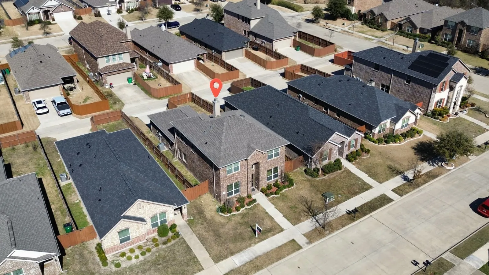 Single Family Residence For Sale in Kaufman County , 3006 Buckthorn Street, Heartland, Texas 75126, 4 Bedroom, 3 Bathroom, 2 Garage spaces, 2,204 Sqft, built in 2016, Price $285,000, mls#21161288, Real Estate Agent in Heartland, Homes For Sale in Kaufman county, Homes For Sale in Heartland, Realtor in Heartland Texas, Real Estate Brokerage Independent Realty Texas, Luminita Cordes Realtor