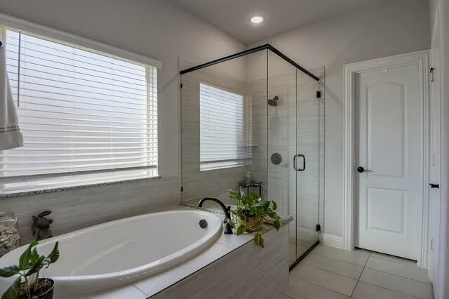 Soaking in style - ahhhhh
