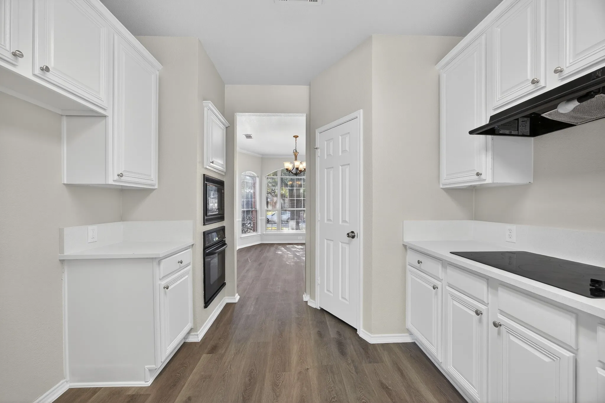 Single Family Residence For Sale in Collin County , 6116 Berkshire Road, Mc Kinney, Texas 75072, 4 Bedroom, 3 Bathroom, 2 Garage spaces, 2,403 Sqft, built in 2000, mls#21158097, Real Estate Agent in Mc Kinney, Homes For Sale in Collin county, Homes For Sale in Mc Kinney, Realtor in Mc Kinney Texas, Real Estate Brokerage Independent Realty Texas, Luminita Cordes Realtor