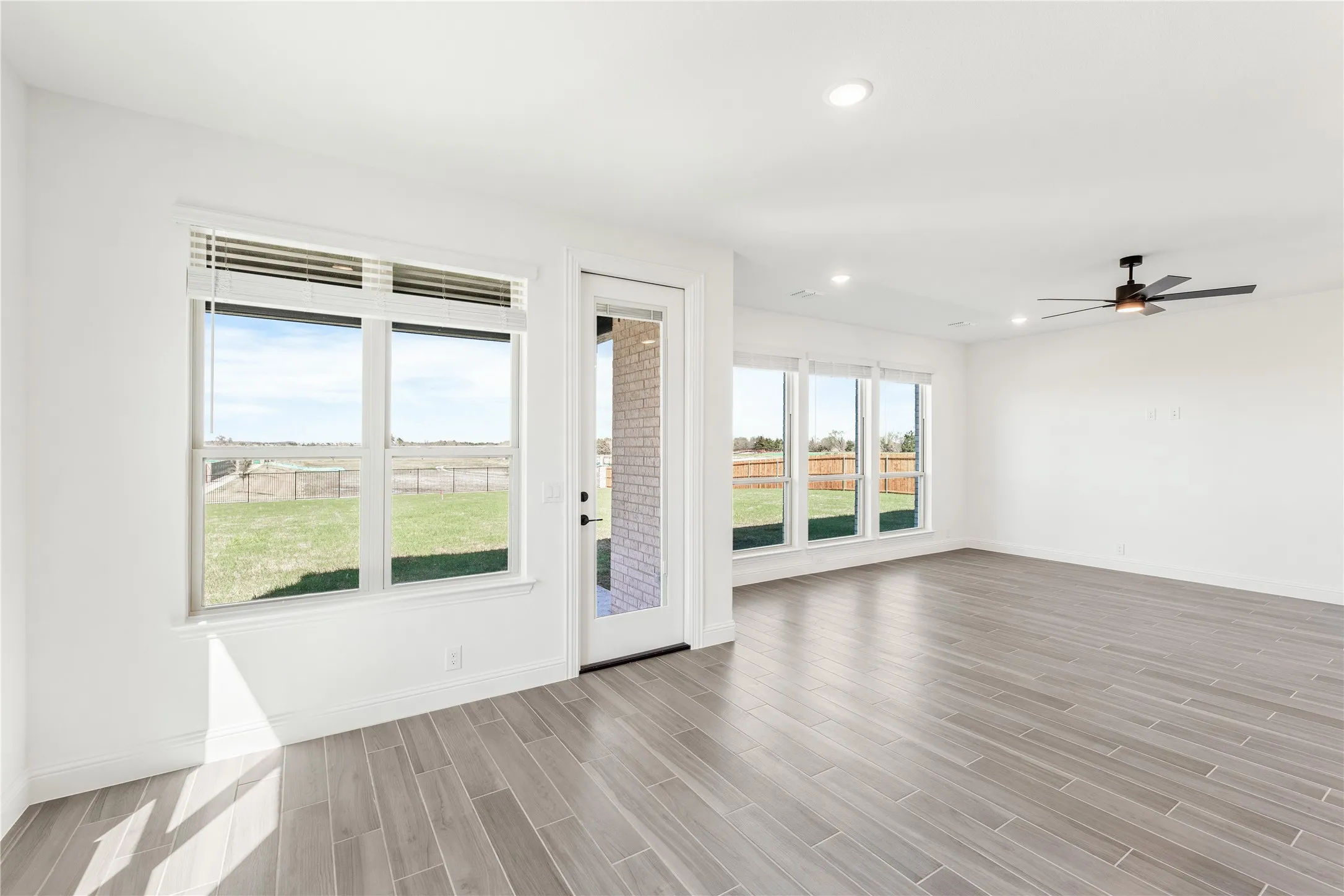 Single Family Residence For Sale in Ellis County , 415 Birkdale Lane, Red Oak, Texas 75154, 5 Bedroom, 4 Bathroom, 2 Garage spaces, 3,261 Sqft, built in 2026, New Construction - Complete, mls#21161809, Real Estate Agent in Red Oak, Homes For Sale in Ellis county, Homes For Sale in Red Oak, Realtor in Red Oak Texas, Real Estate Brokerage Independent Realty Texas, Luminita Cordes Realtor