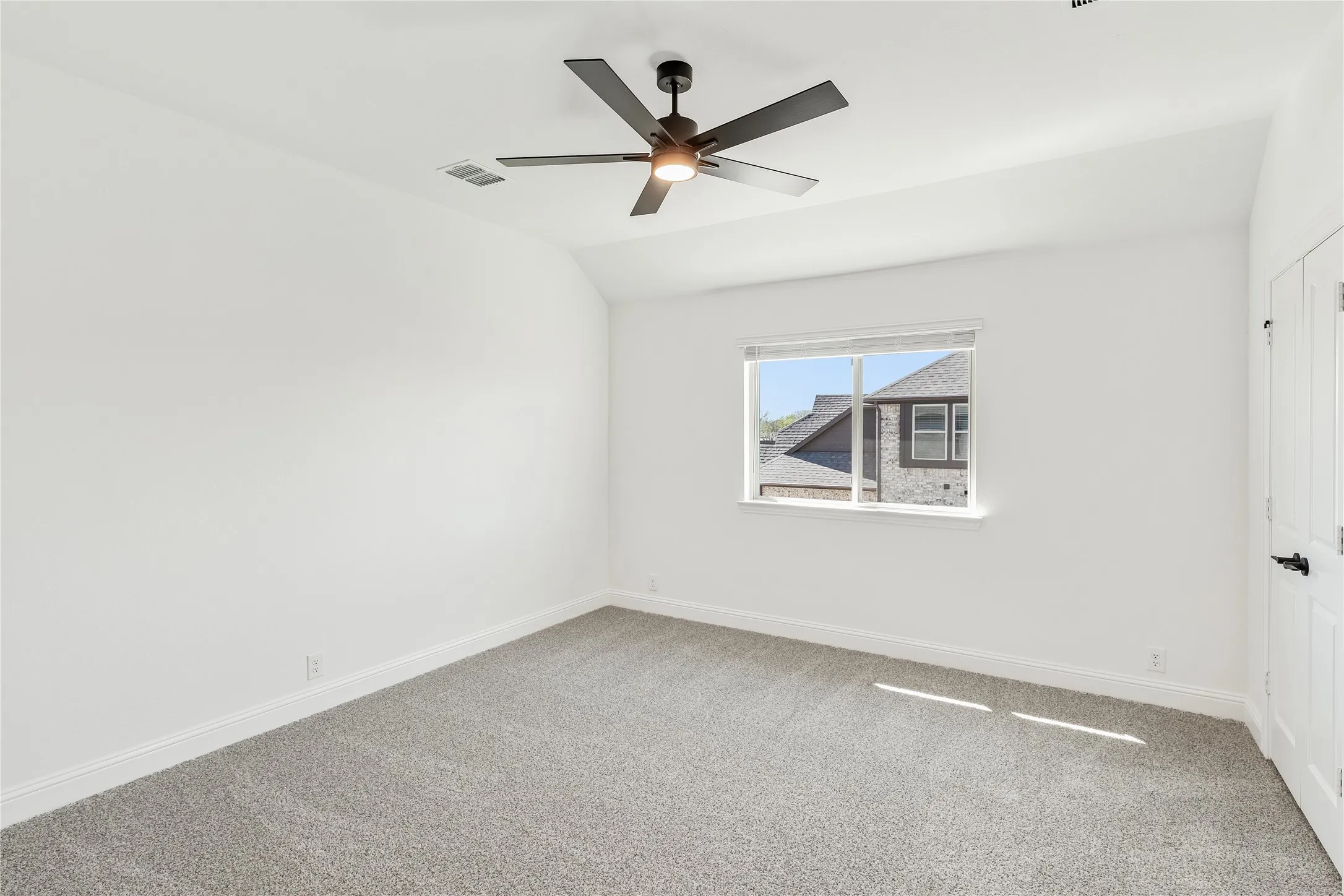 Single Family Residence For Sale in Ellis County , 415 Birkdale Lane, Red Oak, Texas 75154, 5 Bedroom, 4 Bathroom, 2 Garage spaces, 3,261 Sqft, built in 2026, New Construction - Complete, mls#21161809, Real Estate Agent in Red Oak, Homes For Sale in Ellis county, Homes For Sale in Red Oak, Realtor in Red Oak Texas, Real Estate Brokerage Independent Realty Texas, Luminita Cordes Realtor