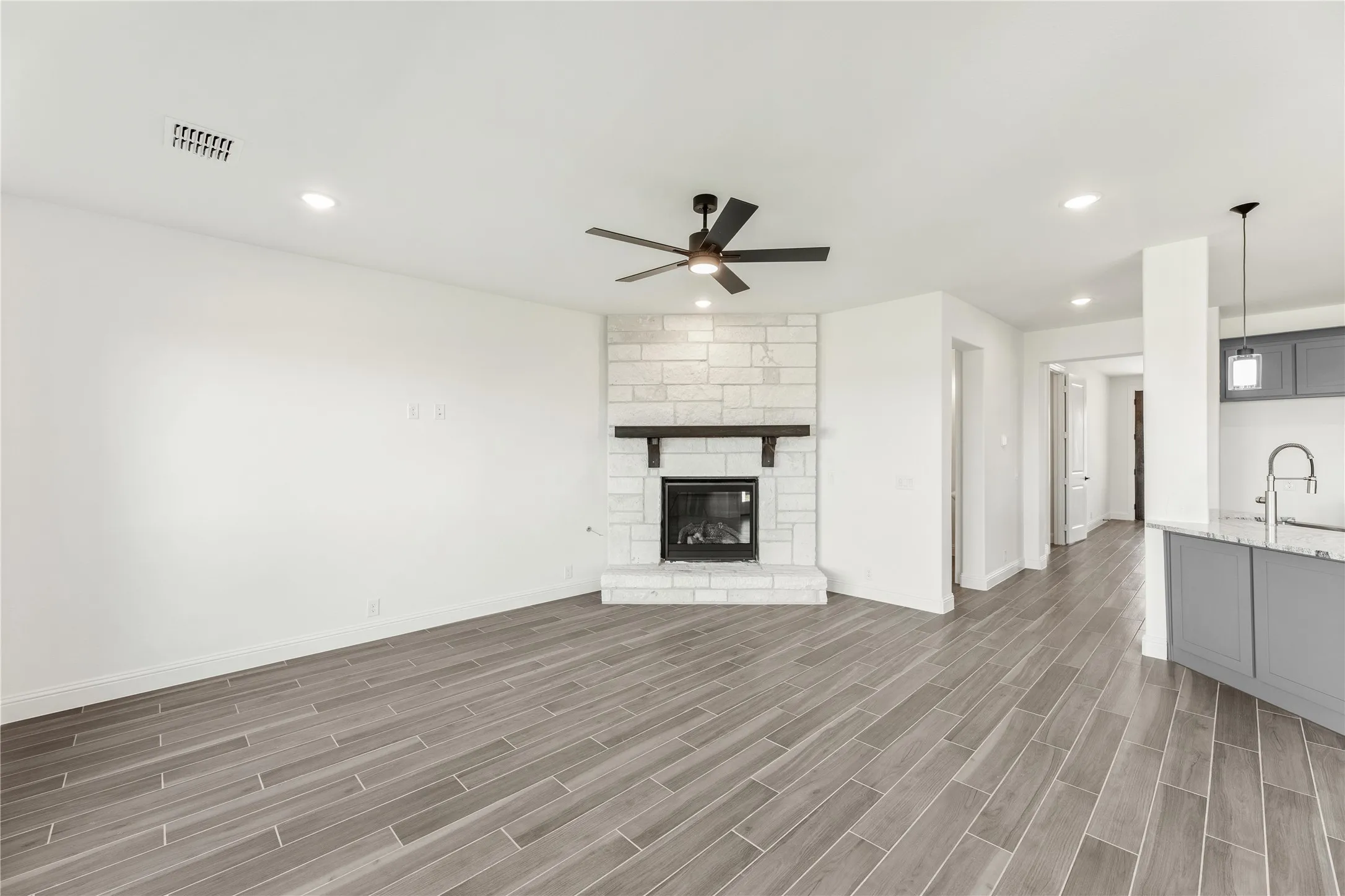 Single Family Residence For Sale in Ellis County , 415 Birkdale Lane, Red Oak, Texas 75154, 5 Bedroom, 4 Bathroom, 2 Garage spaces, 3,261 Sqft, built in 2026, New Construction - Complete, mls#21161809, Real Estate Agent in Red Oak, Homes For Sale in Ellis county, Homes For Sale in Red Oak, Realtor in Red Oak Texas, Real Estate Brokerage Independent Realty Texas, Luminita Cordes Realtor