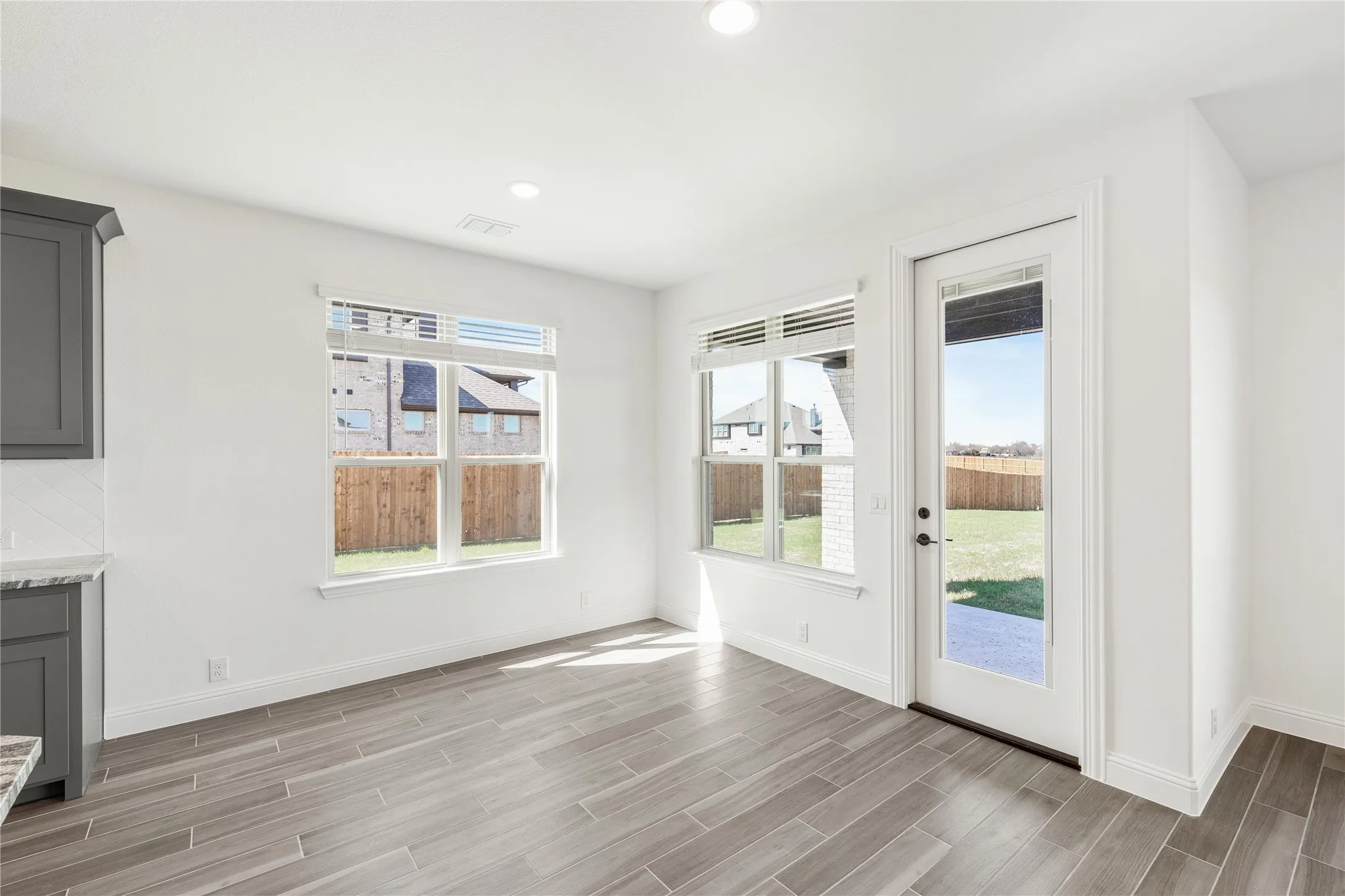 Single Family Residence For Sale in Ellis County , 415 Birkdale Lane, Red Oak, Texas 75154, 5 Bedroom, 4 Bathroom, 2 Garage spaces, 3,261 Sqft, built in 2026, New Construction - Complete, mls#21161809, Real Estate Agent in Red Oak, Homes For Sale in Ellis county, Homes For Sale in Red Oak, Realtor in Red Oak Texas, Real Estate Brokerage Independent Realty Texas, Luminita Cordes Realtor