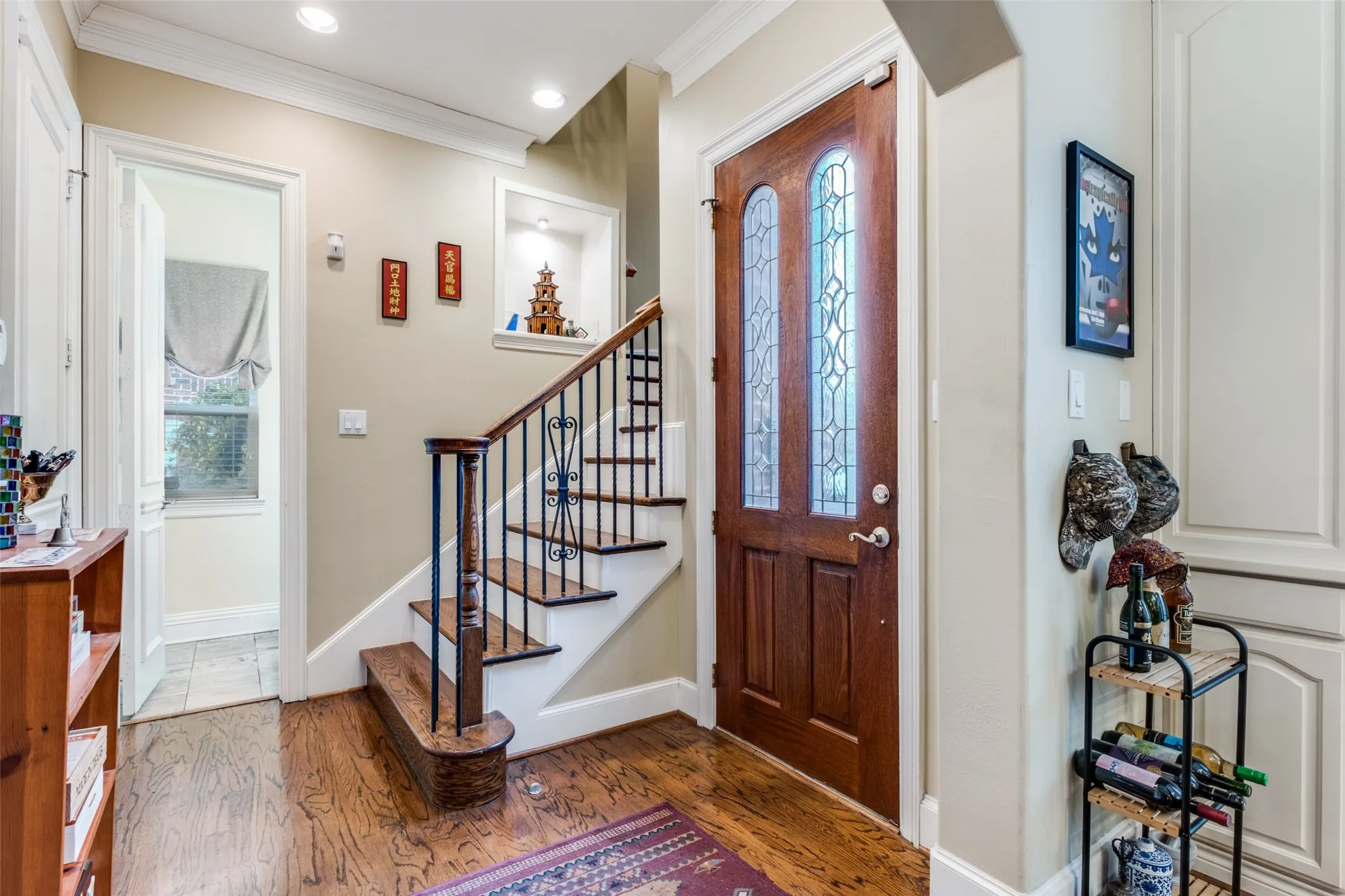 Townhouse For Sale in Dallas County , 4007 Bowser Avenue D, Dallas, Texas 75219, 2 Bedroom, 3 Bathroom, 2 Garage spaces, 1,810 Sqft, built in 2001, Preowned, mls#21158249, Real Estate Agent in Dallas, Homes For Sale in Dallas county, Homes For Sale in Dallas, Realtor in Dallas Texas, Real Estate Brokerage Independent Realty Texas, Luminita Cordes Realtor
