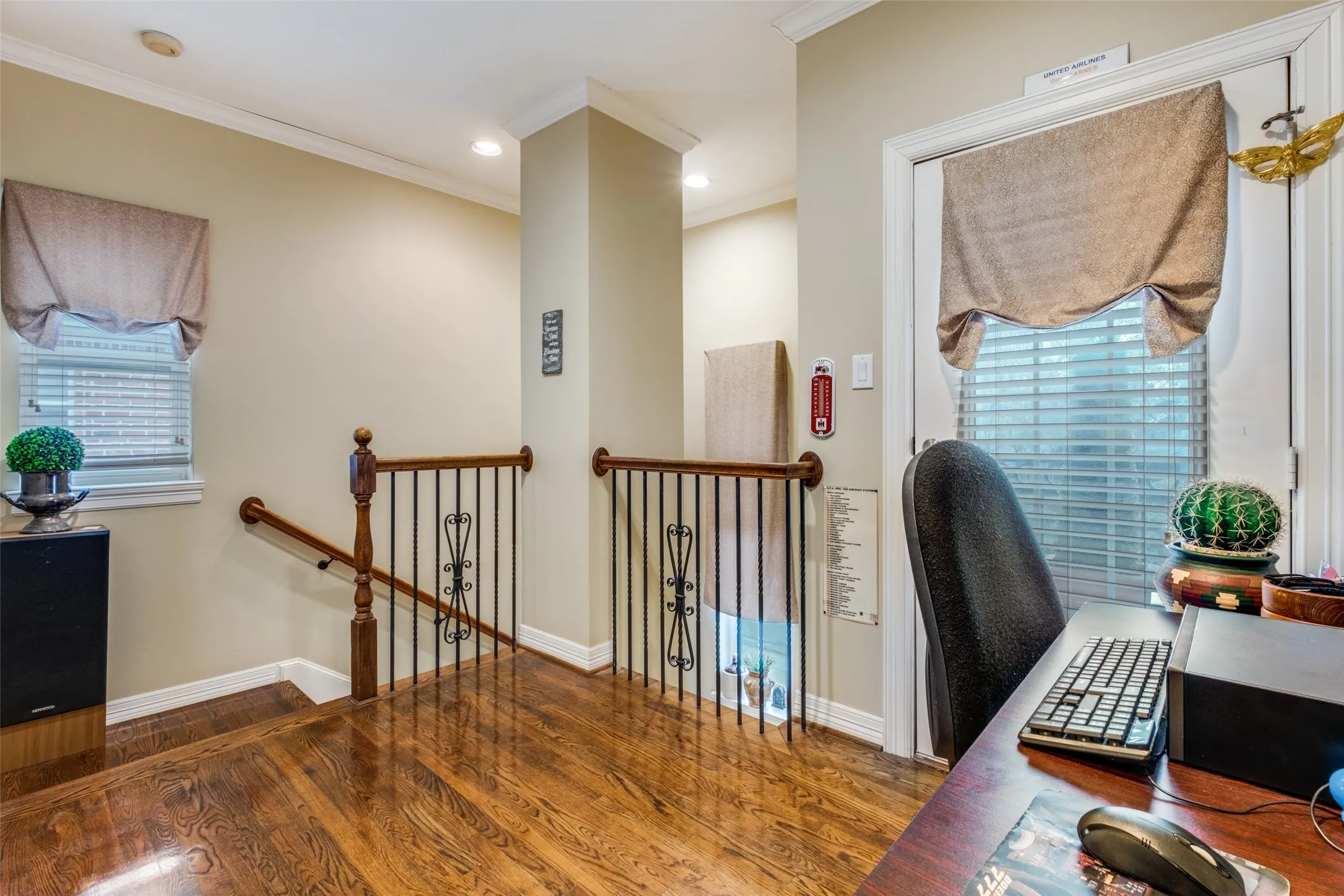 Townhouse For Sale in Dallas County , 4007 Bowser Avenue D, Dallas, Texas 75219, 2 Bedroom, 3 Bathroom, 2 Garage spaces, 1,810 Sqft, built in 2001, Preowned, mls#21158249, Real Estate Agent in Dallas, Homes For Sale in Dallas county, Homes For Sale in Dallas, Realtor in Dallas Texas, Real Estate Brokerage Independent Realty Texas, Luminita Cordes Realtor