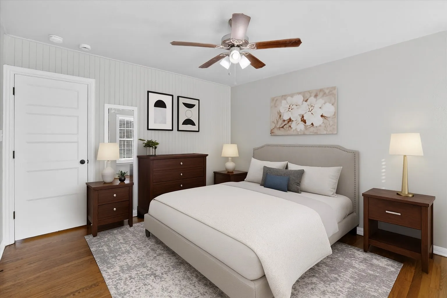 Single Family Residence For Sale in Tarrant County , 3620 Stadium Drive, Fort Worth, Texas 76109, 3 Bedrooms, 3 Bathrooms, Garage spaces, 1,382 Sqft, built in 1939, Price $599,900, mls#21161304, Real Estate Agent in Fort Worth, Homes For Sale in Tarrant county, Homes For Sale in Fort Worth, Realtor in Fort Worth Texas, Real Estate Brokerage Independent Realty Texas, Luminita Cordes Realtor