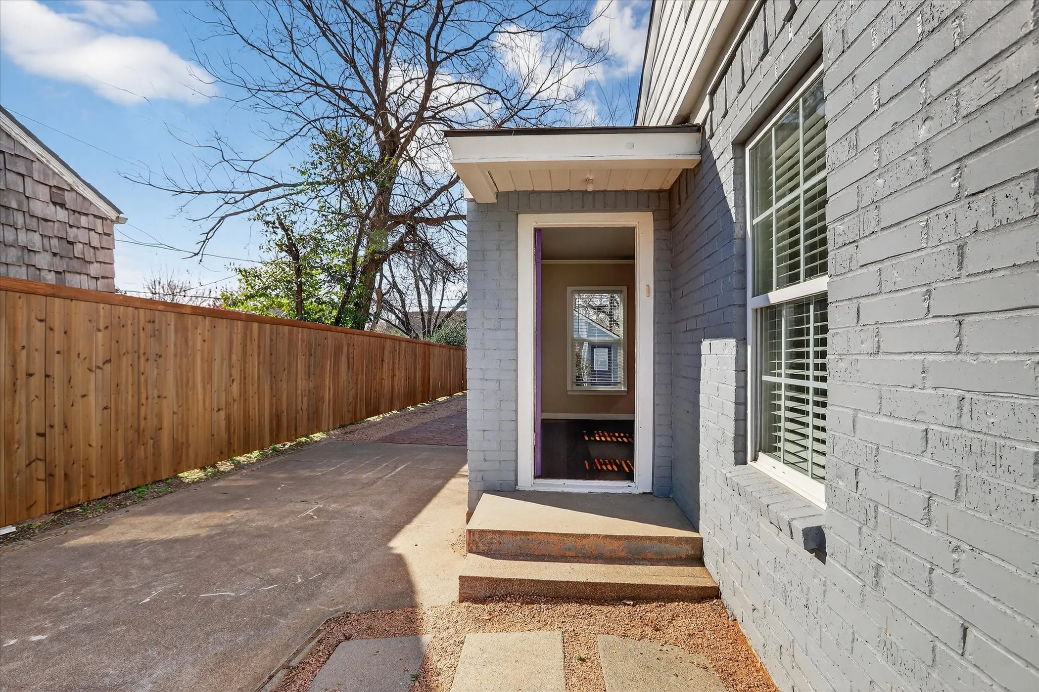 Private door leading to bedroom.