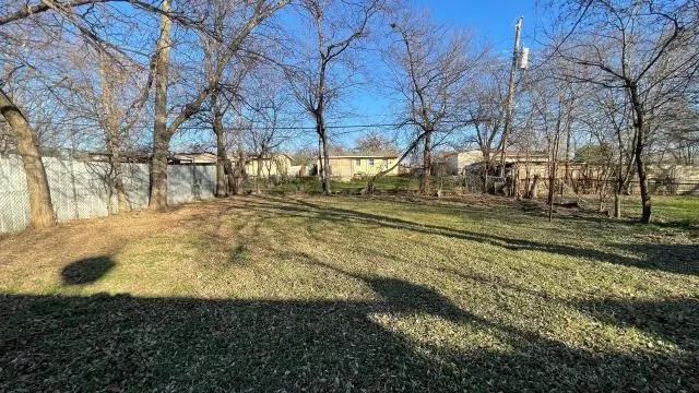 Single Family Residence For Sale in Tarrant County , 3313 Hatcher Street, Fort Worth, Texas 76119, 4 Bedroom, 2 Bathroom, Garage spaces, 1,120 Sqft, built in 1954, mls#21162420, Real Estate Agent in Fort Worth, Homes For Sale in Tarrant county, Homes For Sale in Fort Worth, Realtor in Fort Worth Texas, Real Estate Brokerage Independent Realty Texas, Luminita Cordes Realtor