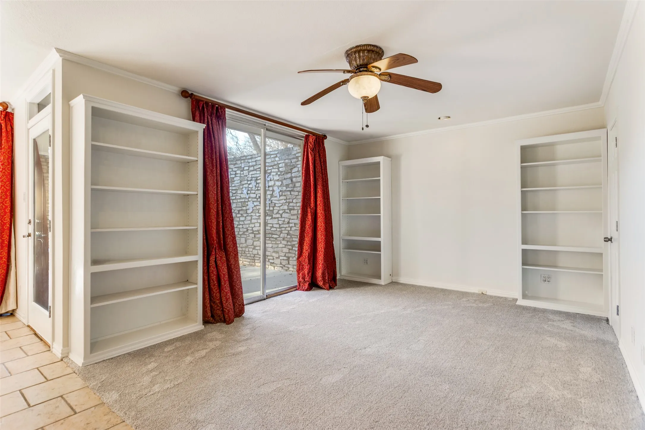 Second Living/Flex Space