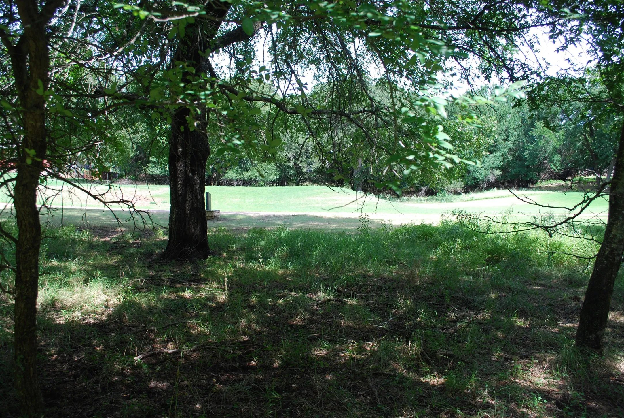 Unimproved Land For Sale in Hill County , 15013 Golf Drive, Whitney, Texas 76692, 0, 0, Garage spaces, 0 Sqft, built in 0, Price $10,000, mls#21161108, Real Estate Agent in Whitney, Homes For Sale in Hill county, Homes For Sale in Whitney, Realtor in Whitney Texas, Real Estate Brokerage Independent Realty Texas, Luminita Cordes Realtor