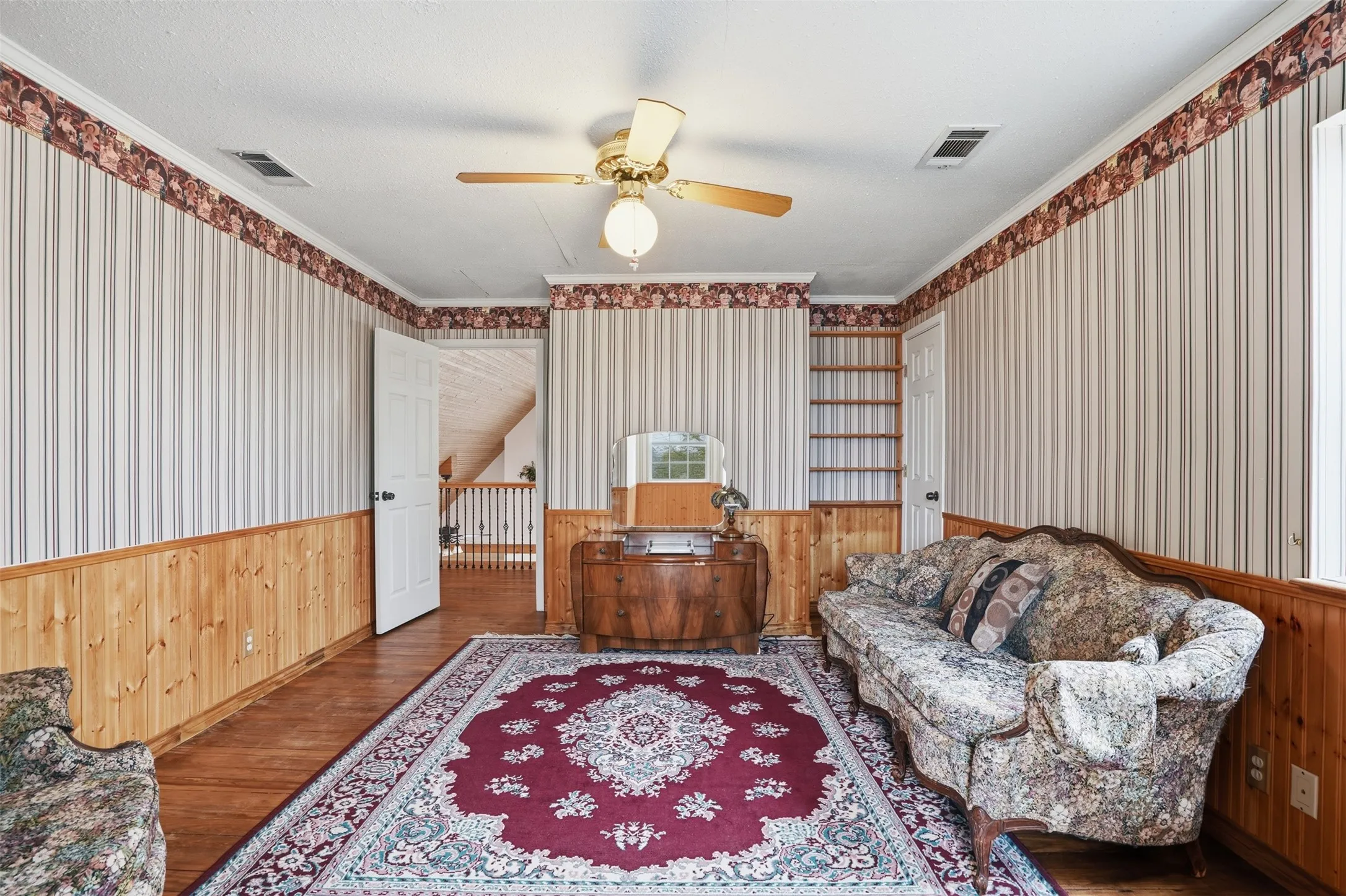 Single Family Residence For Sale in Hunt County , 2411 Fm 1564 W, Caddo Mills, Texas 75135, 3 Bedroom, 3 Bathroom, Garage spaces, 3,101 Sqft, built in 1998, Preowned, mls#21161048, Real Estate Agent in Caddo Mills, Homes For Sale in Hunt county, Homes For Sale in Caddo Mills, Realtor in Caddo Mills Texas, Real Estate Brokerage Independent Realty Texas, Luminita Cordes Realtor