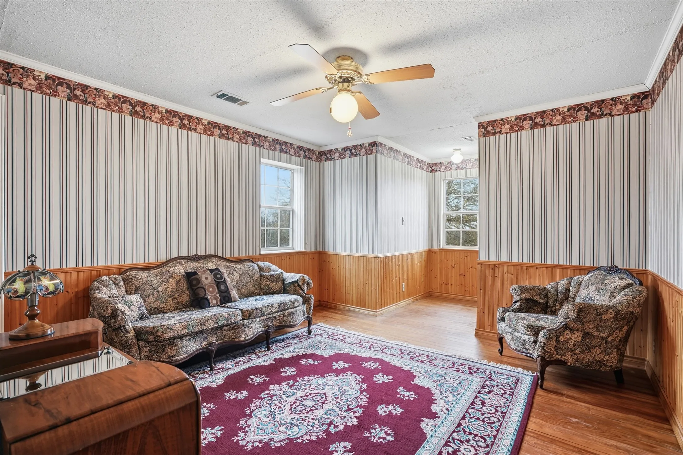 Single Family Residence For Sale in Hunt County , 2411 Fm 1564 W, Caddo Mills, Texas 75135, 3 Bedroom, 3 Bathroom, Garage spaces, 3,101 Sqft, built in 1998, Preowned, mls#21161048, Real Estate Agent in Caddo Mills, Homes For Sale in Hunt county, Homes For Sale in Caddo Mills, Realtor in Caddo Mills Texas, Real Estate Brokerage Independent Realty Texas, Luminita Cordes Realtor