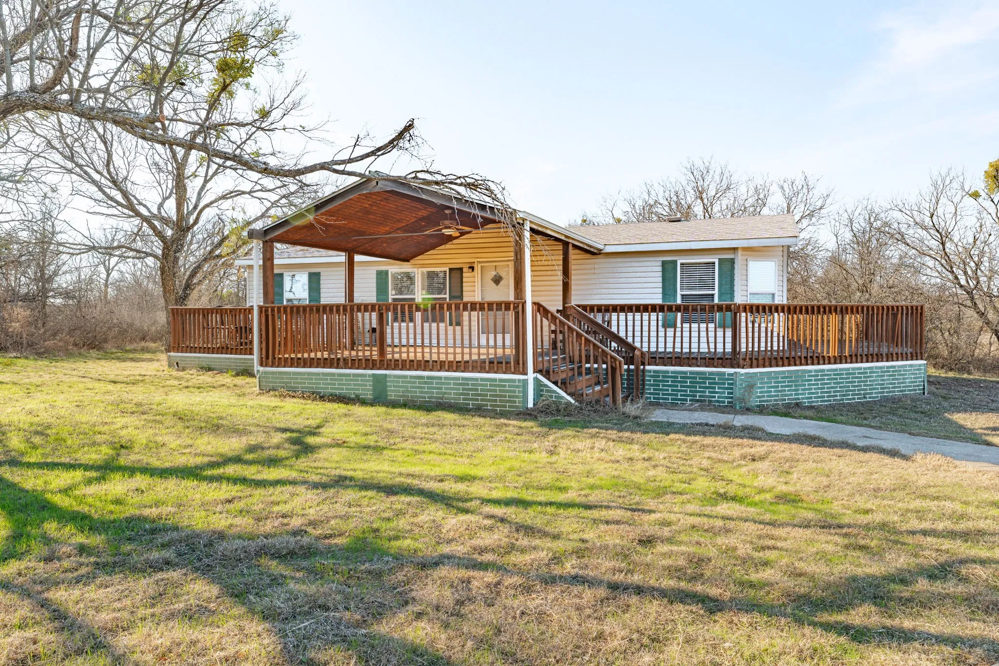 Farm For Sale in Erath County , TBD MOWAY Court, Mingus, Texas 76463, 10 Bedrooms, 12 Bathrooms, Garage spaces, 9,642 Sqft, built in 2005, Preowned, Price $2,195,000, mls#21162526, Real Estate Agent in Mingus, Homes For Sale in Erath county, Homes For Sale in Mingus, Realtor in Mingus Texas, Real Estate Brokerage Independent Realty Texas, Luminita Cordes Realtor