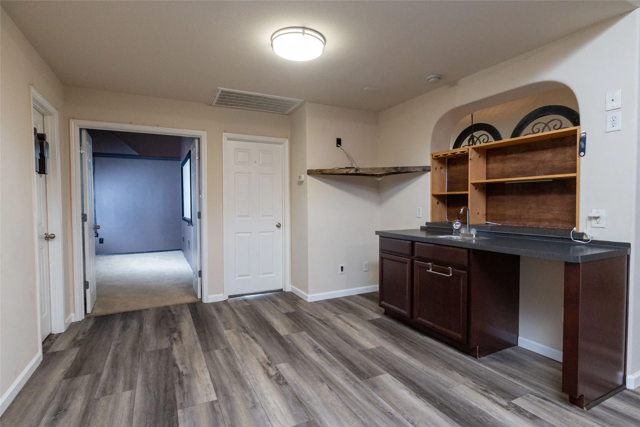 Single Family Residence For Sale in Dallas County , 1324 Elise, Cedar Hill, Texas 75104, 4 Bedroom, 4 Bathroom, 3 Garage spaces, 3,880 Sqft, built in 2008, Preowned, mls#21162553, Real Estate Agent in Cedar Hill, Homes For Sale in Dallas county, Homes For Sale in Cedar Hill, Realtor in Cedar Hill Texas, Real Estate Brokerage Independent Realty Texas, Luminita Cordes Realtor