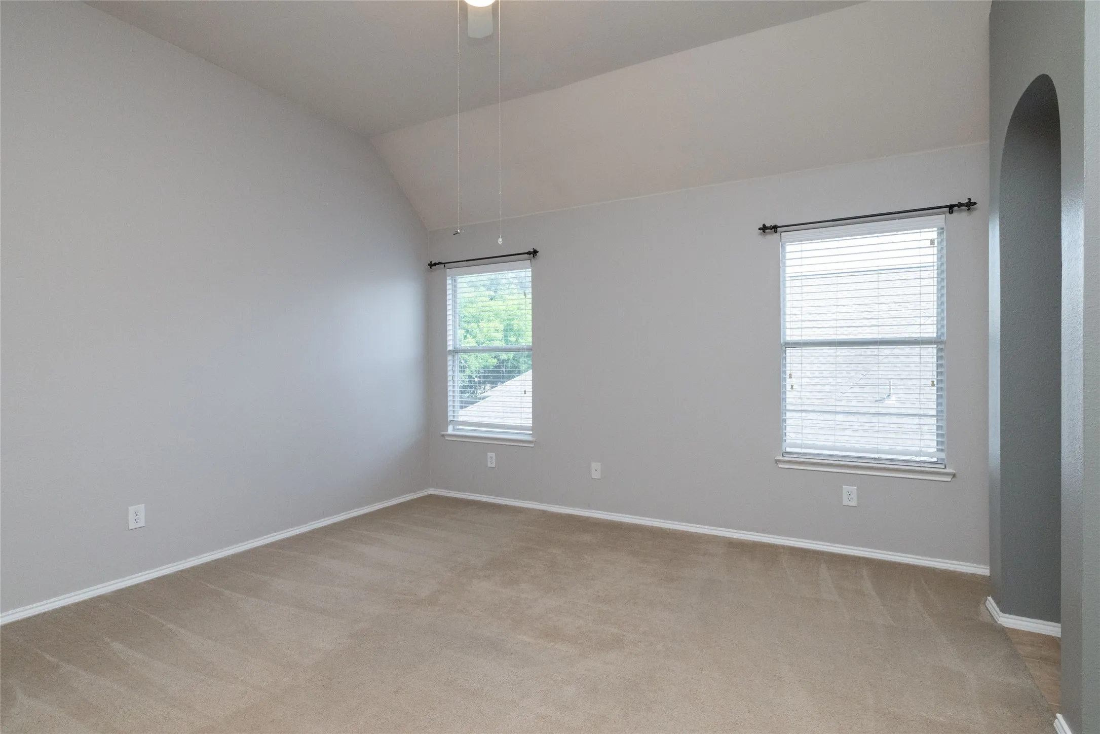 Single Family Residence For Sale in Dallas County , 1324 Elise, Cedar Hill, Texas 75104, 4 Bedroom, 4 Bathroom, 3 Garage spaces, 3,880 Sqft, built in 2008, Preowned, mls#21162553, Real Estate Agent in Cedar Hill, Homes For Sale in Dallas county, Homes For Sale in Cedar Hill, Realtor in Cedar Hill Texas, Real Estate Brokerage Independent Realty Texas, Luminita Cordes Realtor