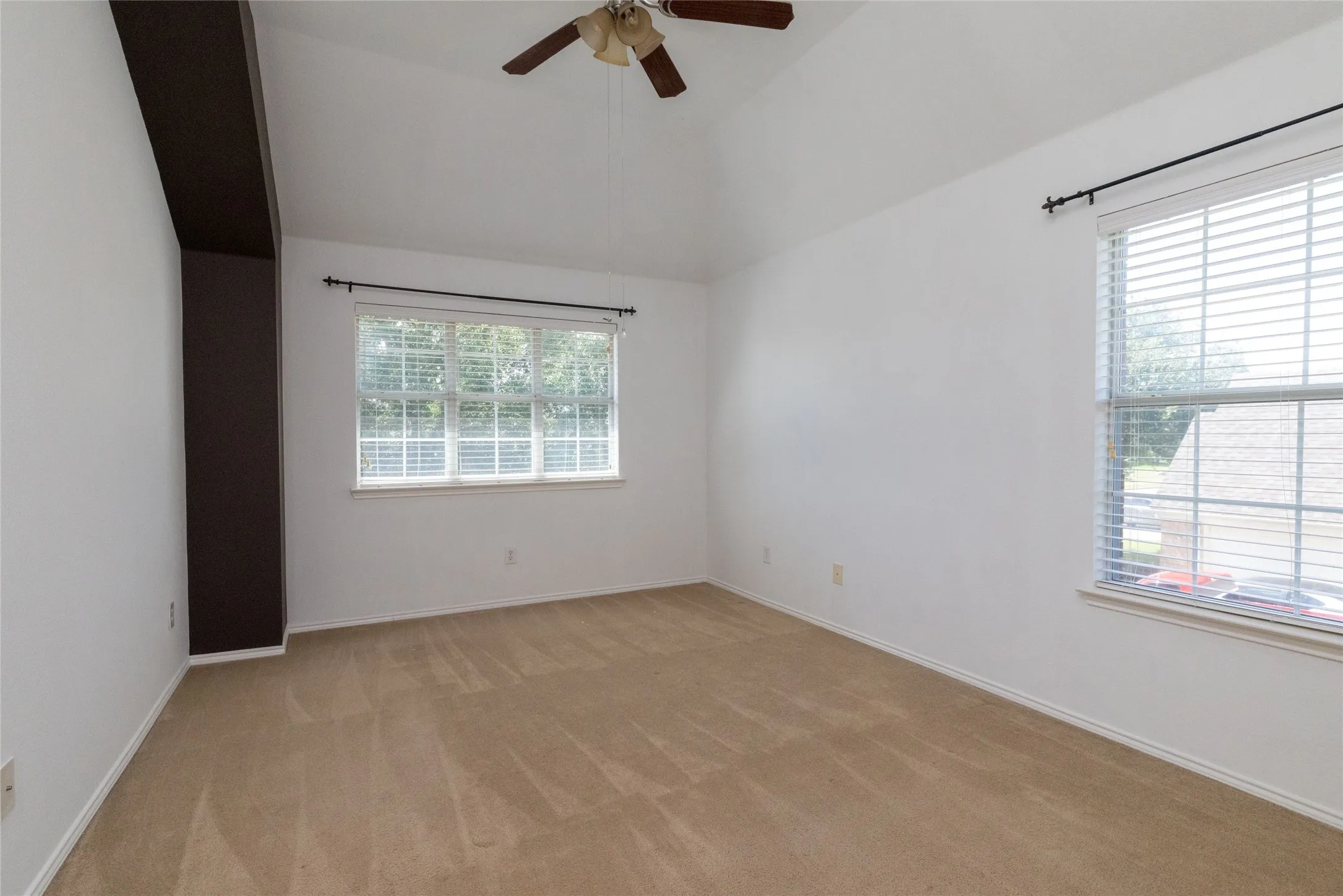 Single Family Residence For Sale in Dallas County , 1324 Elise, Cedar Hill, Texas 75104, 4 Bedroom, 4 Bathroom, 3 Garage spaces, 3,880 Sqft, built in 2008, Preowned, mls#21162553, Real Estate Agent in Cedar Hill, Homes For Sale in Dallas county, Homes For Sale in Cedar Hill, Realtor in Cedar Hill Texas, Real Estate Brokerage Independent Realty Texas, Luminita Cordes Realtor