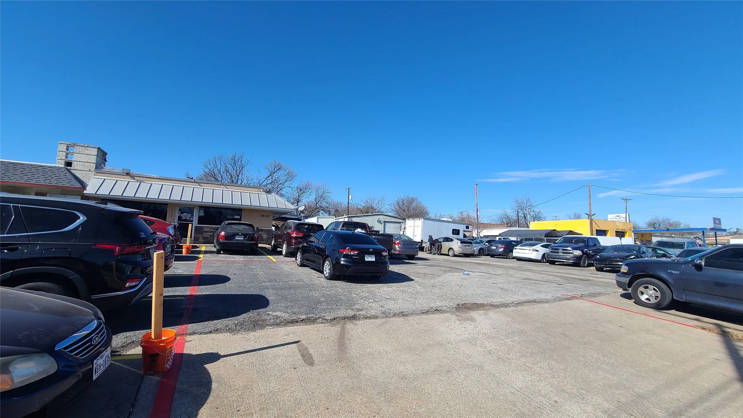 Retail For Sale in Dallas County , 2623 S Garland Avenue, Garland, Texas 75041, 0, 0, Garage spaces, 4,486 Sqft, built in 1951, Preowned, Price $1,250,000, mls#21155882, Real Estate Agent in Garland, Homes For Sale in Dallas county, Homes For Sale in Garland, Realtor in Garland Texas, Real Estate Brokerage Independent Realty Texas, Luminita Cordes Realtor