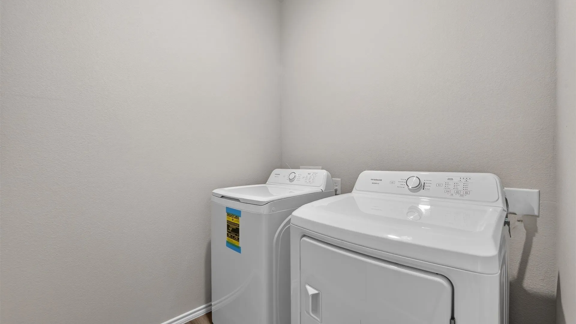 Single Family Residence For Sale in Johnson County , 1921 CHEROKEE Lane, Cleburne, Texas 76033, 4 Bedroom, 2 Bathroom, 2 Garage spaces, 1,684 Sqft, built in 2024, New Construction - Incomplete, mls#21161816, Real Estate Agent in Cleburne, Homes For Sale in Johnson county, Homes For Sale in Cleburne, Realtor in Cleburne Texas, Real Estate Brokerage Independent Realty Texas, Luminita Cordes Realtor