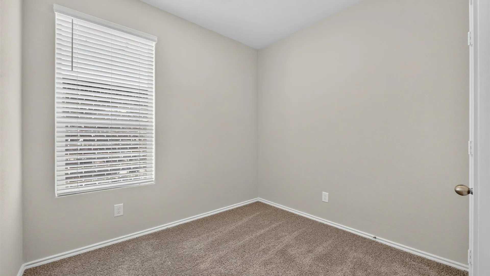 Single Family Residence For Sale in Johnson County , 1921 CHEROKEE Lane, Cleburne, Texas 76033, 4 Bedroom, 2 Bathroom, 2 Garage spaces, 1,684 Sqft, built in 2024, New Construction - Incomplete, mls#21161816, Real Estate Agent in Cleburne, Homes For Sale in Johnson county, Homes For Sale in Cleburne, Realtor in Cleburne Texas, Real Estate Brokerage Independent Realty Texas, Luminita Cordes Realtor