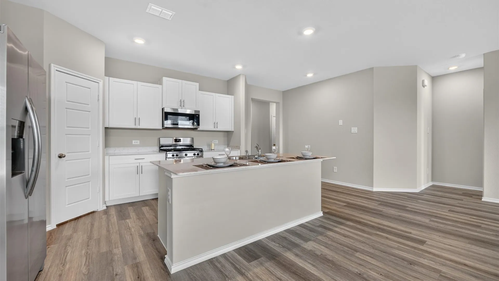 Single Family Residence For Sale in Johnson County , 1921 CHEROKEE Lane, Cleburne, Texas 76033, 4 Bedroom, 2 Bathroom, 2 Garage spaces, 1,684 Sqft, built in 2024, New Construction - Incomplete, mls#21161816, Real Estate Agent in Cleburne, Homes For Sale in Johnson county, Homes For Sale in Cleburne, Realtor in Cleburne Texas, Real Estate Brokerage Independent Realty Texas, Luminita Cordes Realtor