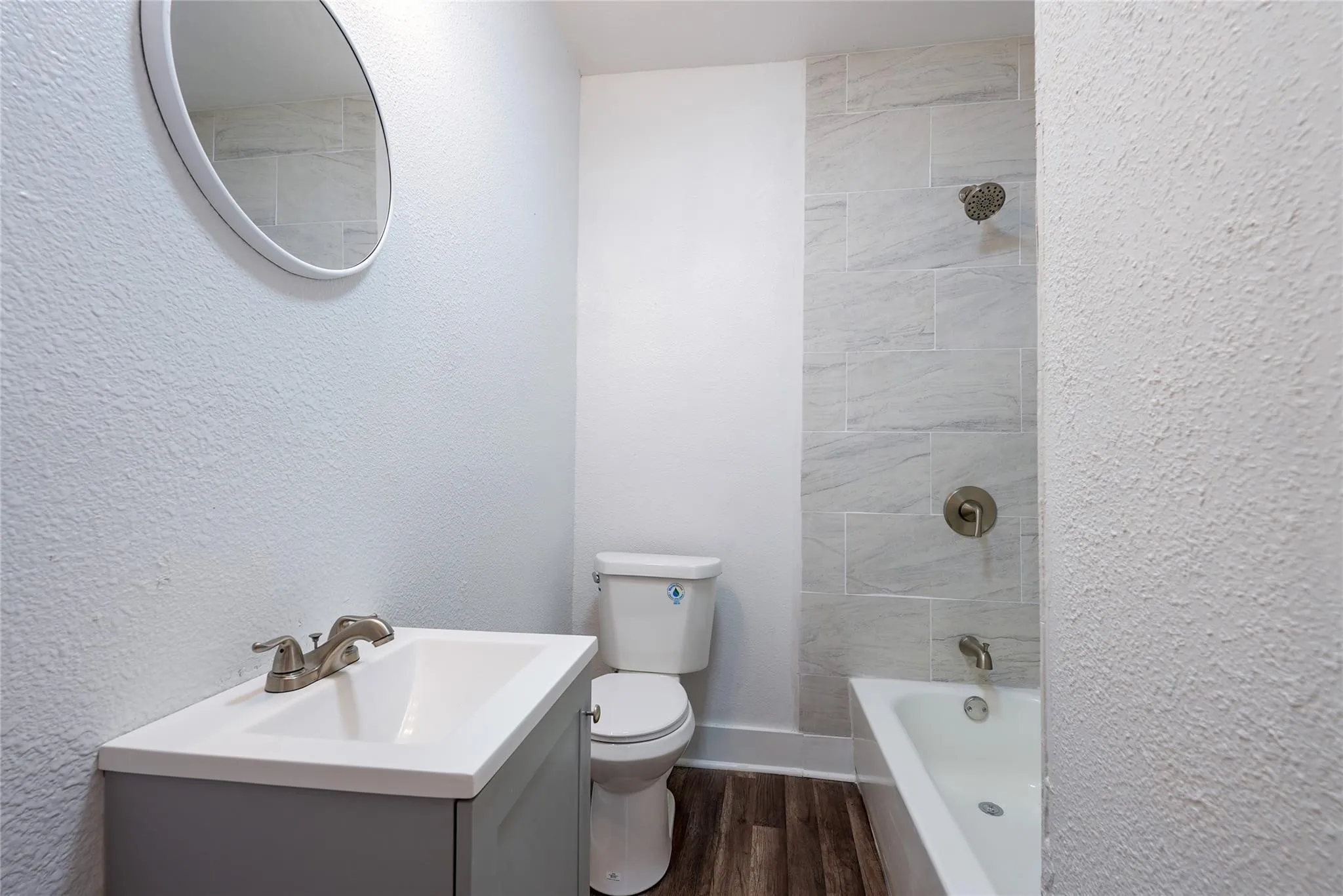 Single Family Residence For Rent in Dallas County , 335 N Marsalis Avenue, Dallas, Texas 75203, 3 Bedroom, 2 Bathroom, Garage spaces, 1,260 Sqft, built in 1945, mls#21162629, Real Estate Agent in Dallas, Homes For Rent in Dallas county, Homes For Rent in Dallas, Realtor in Dallas Texas, Real Estate Brokerage Independent Realty Texas, Luminita Cordes Realtor