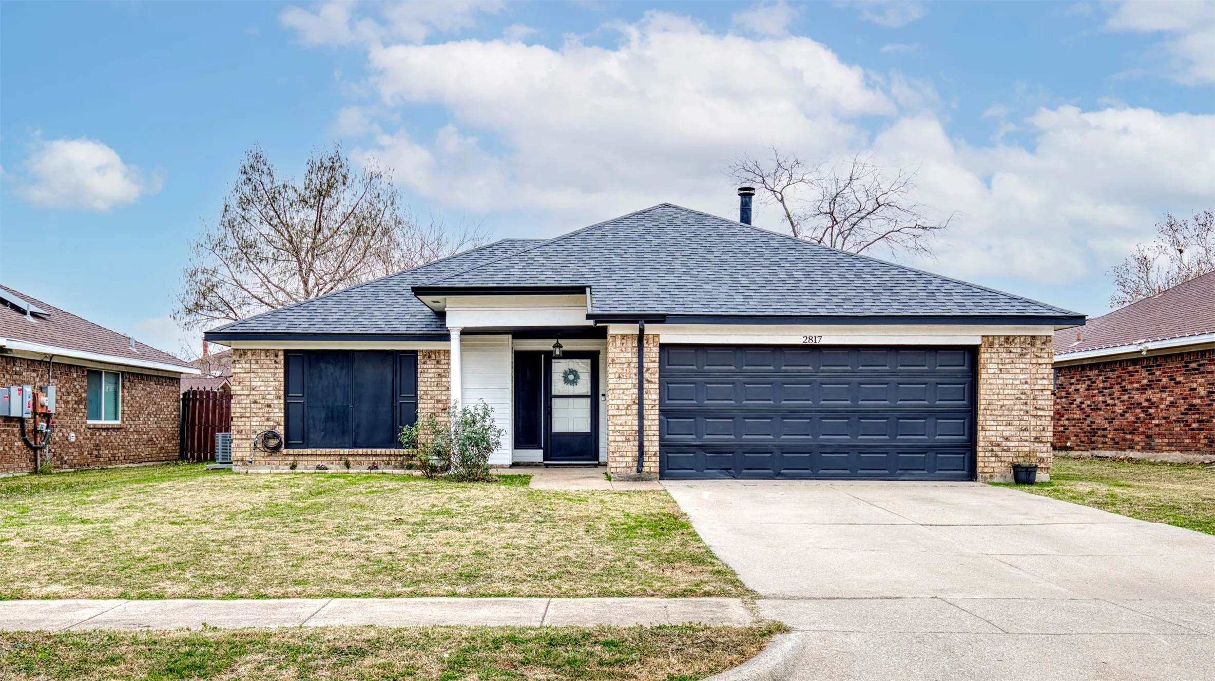 Single Family Residence For Sale in Tarrant County , 2817 Country Creek Lane, Fort Worth, Texas 76123, 3 Bedroom, 2 Bathroom, 1 Garage spaces, 1,218 Sqft, built in 1985, mls#21161699, Real Estate Agent in Fort Worth, Homes For Sale in Tarrant county, Homes For Sale in Fort Worth, Realtor in Fort Worth Texas, Real Estate Brokerage Independent Realty Texas, Luminita Cordes Realtor