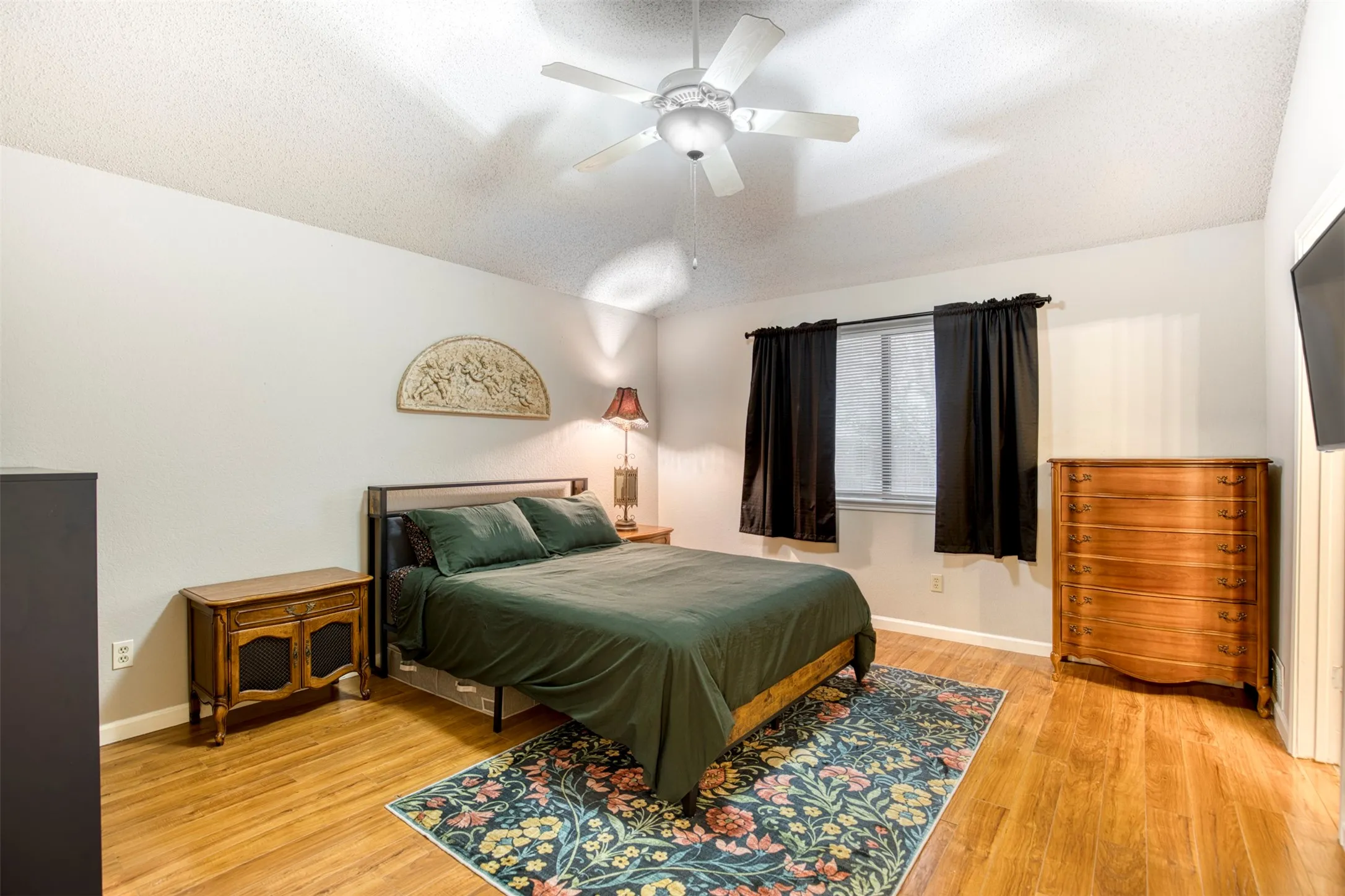 primary bedroom