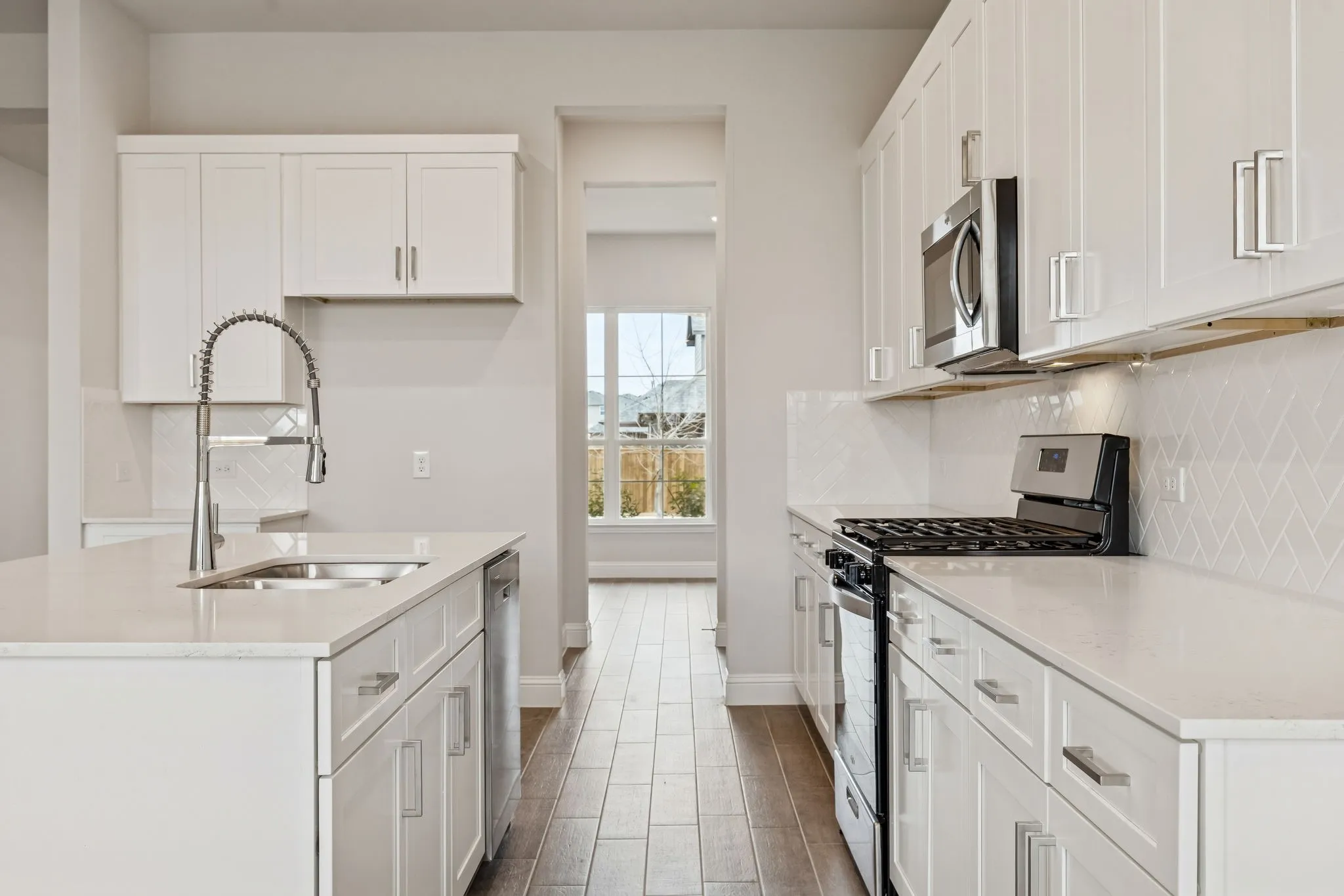Single Family Residence For Sale in Collin County , 813 Palazzo Place, Weston, Texas 75097, 4 Bedroom, 3 Bathroom, 2 Garage spaces, 2,781 Sqft, built in 2025, New Construction - Complete, mls#21162690, Real Estate Agent in Weston, Homes For Sale in Collin county, Homes For Sale in Weston, Realtor in Weston Texas, Real Estate Brokerage Independent Realty Texas, Luminita Cordes Realtor