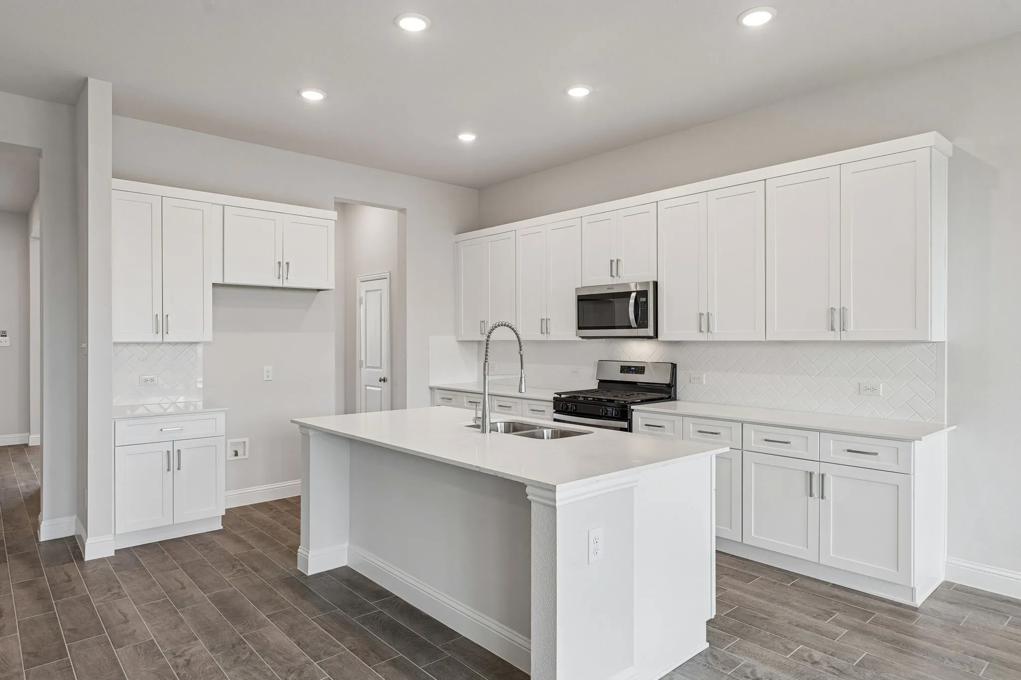 Single Family Residence For Sale in Collin County , 813 Palazzo Place, Weston, Texas 75097, 4 Bedroom, 3 Bathroom, 2 Garage spaces, 2,781 Sqft, built in 2025, New Construction - Complete, mls#21162690, Real Estate Agent in Weston, Homes For Sale in Collin county, Homes For Sale in Weston, Realtor in Weston Texas, Real Estate Brokerage Independent Realty Texas, Luminita Cordes Realtor