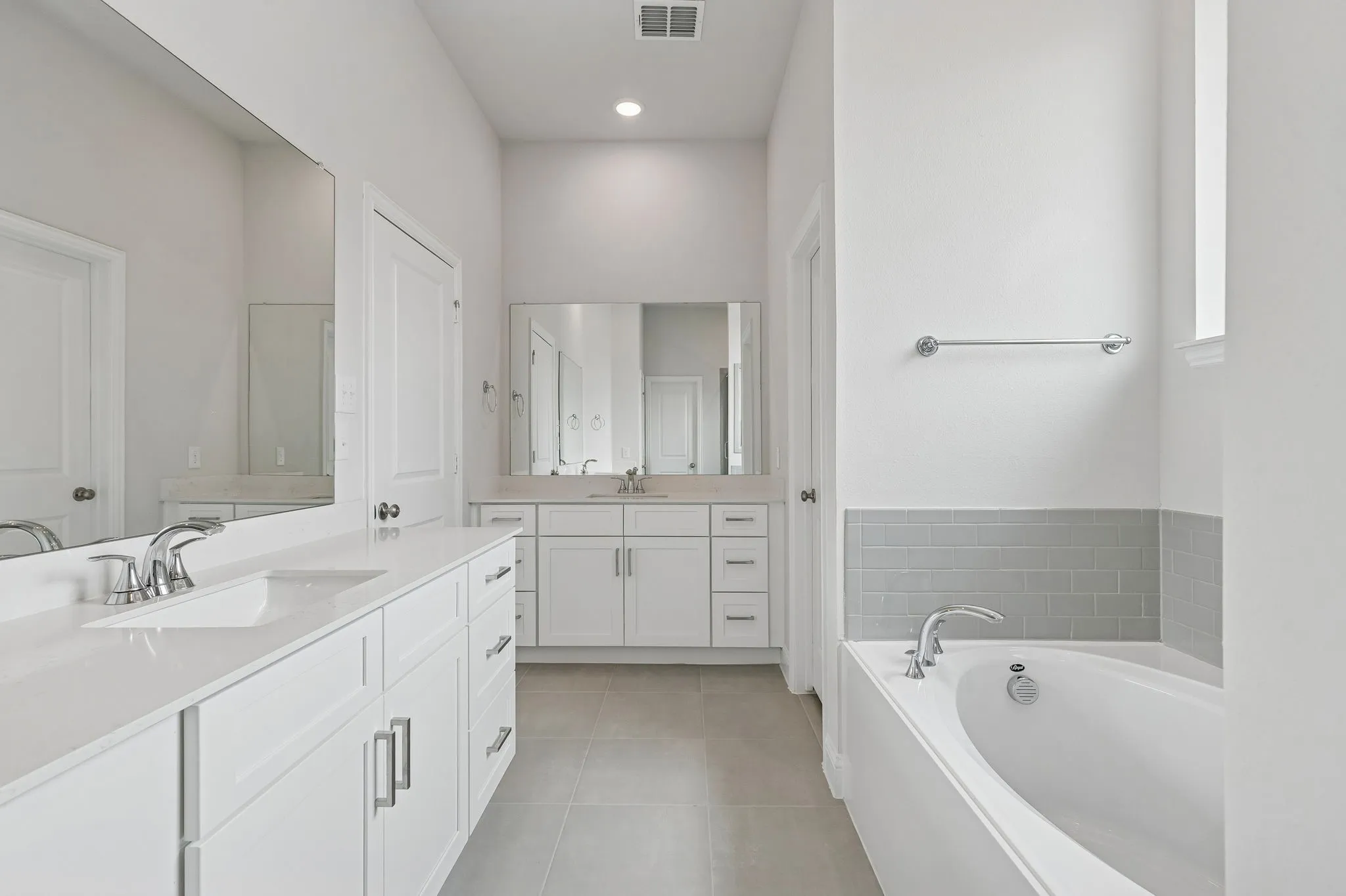 Single Family Residence For Sale in Collin County , 813 Palazzo Place, Weston, Texas 75097, 4 Bedroom, 3 Bathroom, 2 Garage spaces, 2,781 Sqft, built in 2025, New Construction - Complete, mls#21162690, Real Estate Agent in Weston, Homes For Sale in Collin county, Homes For Sale in Weston, Realtor in Weston Texas, Real Estate Brokerage Independent Realty Texas, Luminita Cordes Realtor