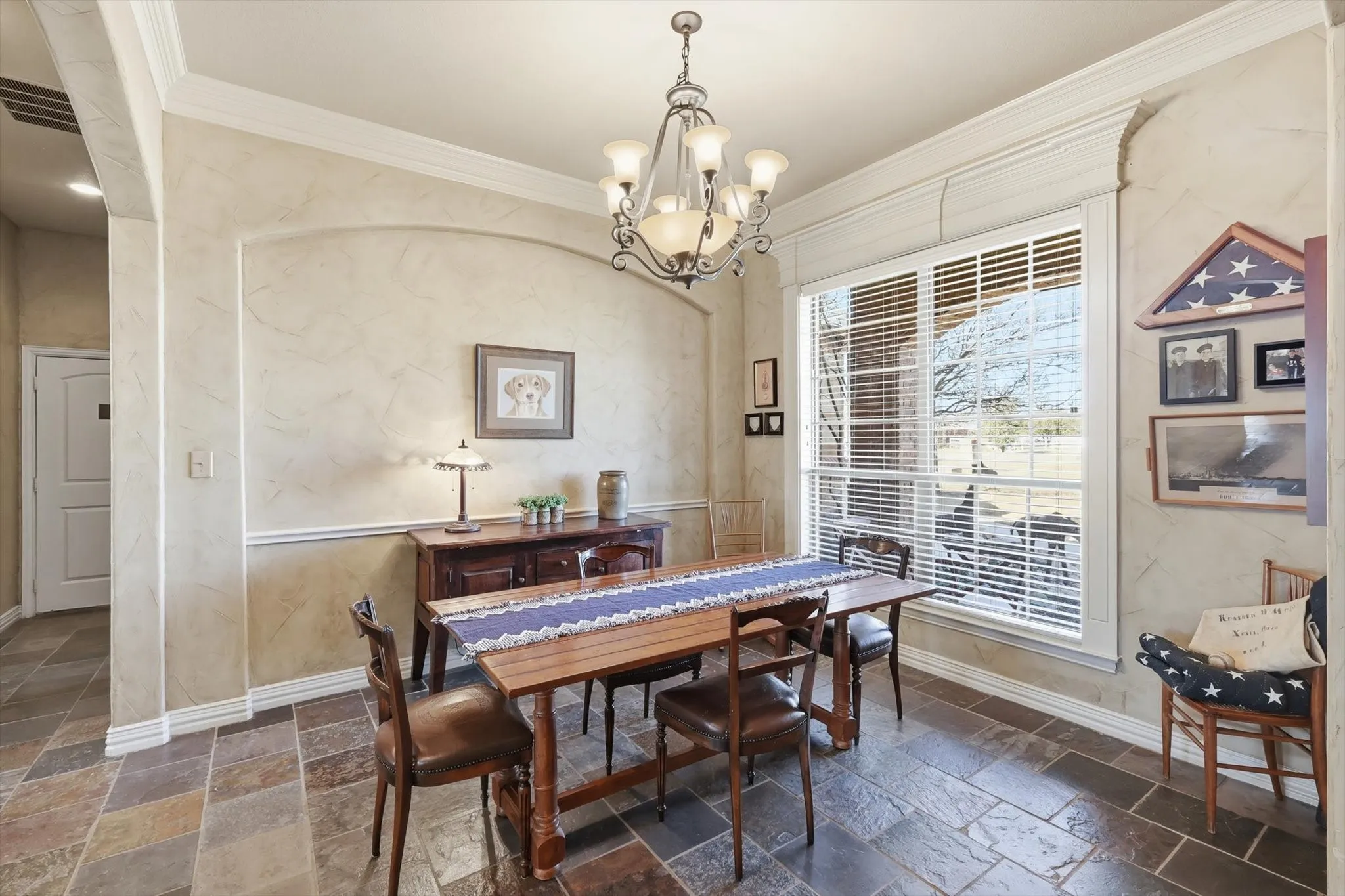 Single Family Residence For Sale in Tarrant County , 209 Lonesome Prairie Trail, Haslet, Texas 76052, 5 Bedroom, 4 Bathroom, 6 Garage spaces, 3,739 Sqft, built in 2005, mls#21162733, Real Estate Agent in Haslet, Homes For Sale in Tarrant county, Homes For Sale in Haslet, Realtor in Haslet Texas, Real Estate Brokerage Independent Realty Texas, Luminita Cordes Realtor