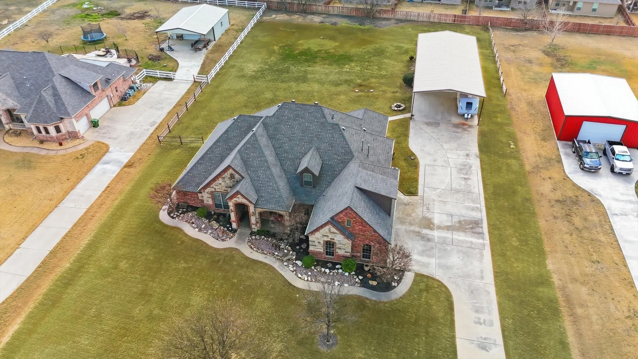 Single Family Residence For Sale in Tarrant County , 209 Lonesome Prairie Trail, Haslet, Texas 76052, 5 Bedroom, 4 Bathroom, 6 Garage spaces, 3,739 Sqft, built in 2005, mls#21162733, Real Estate Agent in Haslet, Homes For Sale in Tarrant county, Homes For Sale in Haslet, Realtor in Haslet Texas, Real Estate Brokerage Independent Realty Texas, Luminita Cordes Realtor