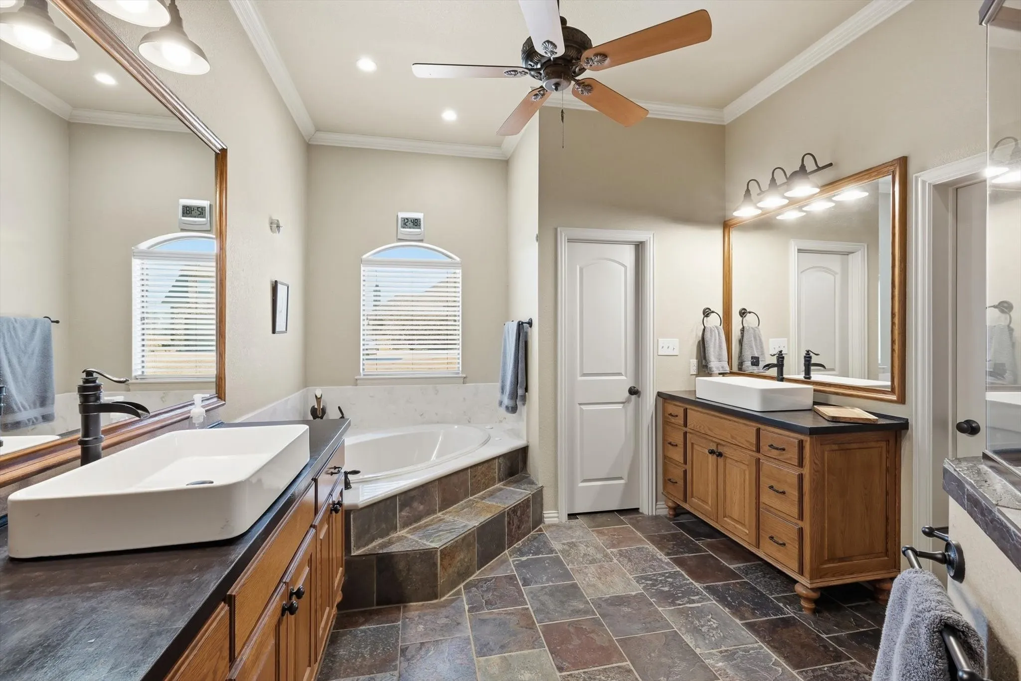 Single Family Residence For Sale in Tarrant County , 209 Lonesome Prairie Trail, Haslet, Texas 76052, 5 Bedroom, 4 Bathroom, 6 Garage spaces, 3,739 Sqft, built in 2005, mls#21162733, Real Estate Agent in Haslet, Homes For Sale in Tarrant county, Homes For Sale in Haslet, Realtor in Haslet Texas, Real Estate Brokerage Independent Realty Texas, Luminita Cordes Realtor