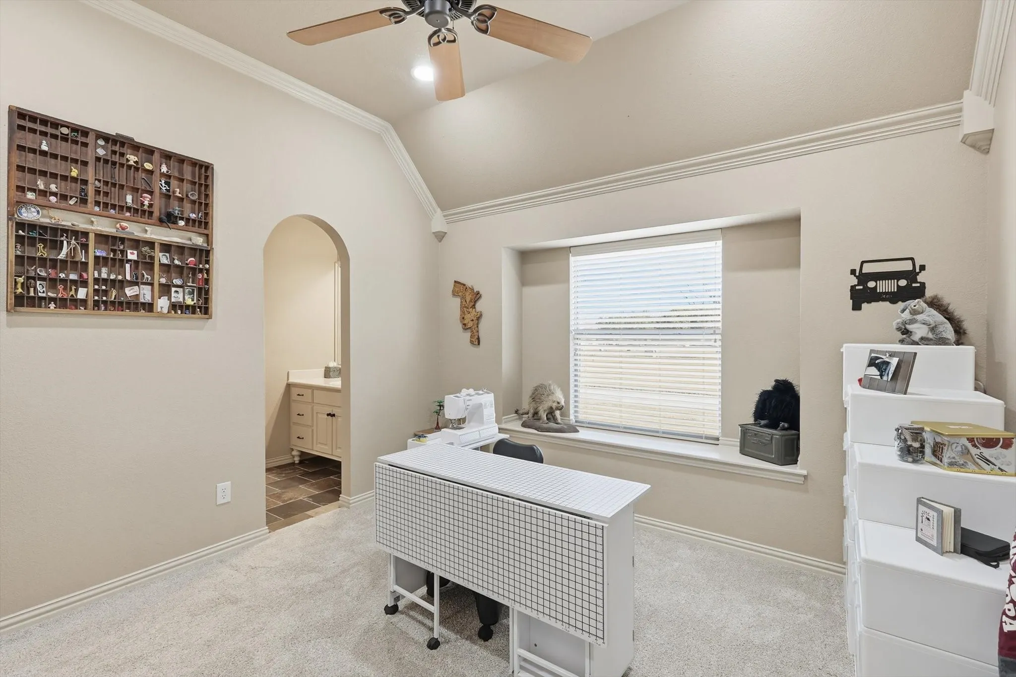 Single Family Residence For Sale in Tarrant County , 209 Lonesome Prairie Trail, Haslet, Texas 76052, 5 Bedroom, 4 Bathroom, 6 Garage spaces, 3,739 Sqft, built in 2005, mls#21162733, Real Estate Agent in Haslet, Homes For Sale in Tarrant county, Homes For Sale in Haslet, Realtor in Haslet Texas, Real Estate Brokerage Independent Realty Texas, Luminita Cordes Realtor