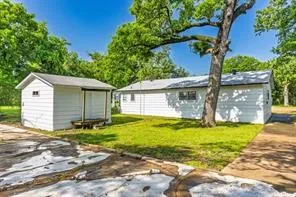 Business For Sale in Hunt County , 919 County Road 2178, Greenville, Texas 75402, 0, 0, Garage spaces, 0 Sqft, built in 1996, Preowned, Price $650,000, mls#21162779, Real Estate Agent in Greenville, Homes For Sale in Hunt county, Homes For Sale in Greenville, Realtor in Greenville Texas, Real Estate Brokerage Independent Realty Texas, Luminita Cordes Realtor