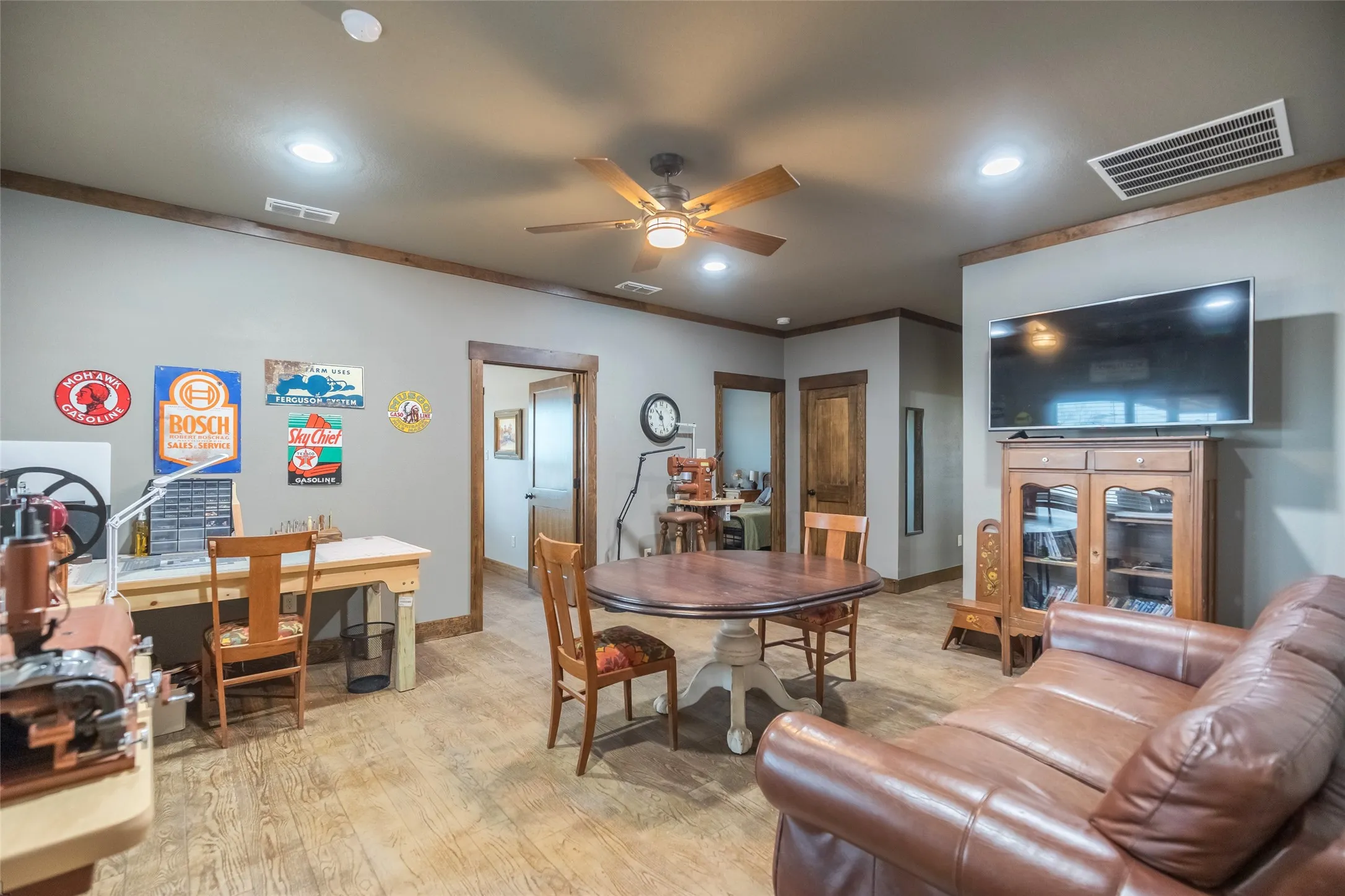 Guest Wing Living Area
