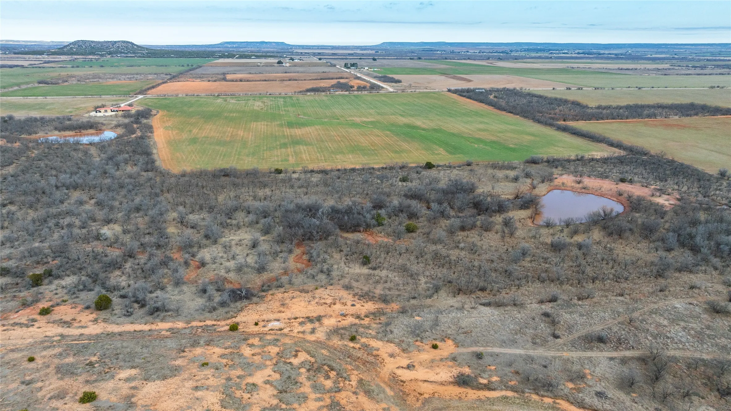 Single Family Residence For Sale in Taylor County , 1342 Fm-382, Ovalo, Texas 79541, 4 Bedroom, 3 Bathroom, Garage spaces, 3,178 Sqft, built in 2016, Preowned, mls#21162809, Real Estate Agent in Ovalo, Homes For Sale in Taylor county, Homes For Sale in Ovalo, Realtor in Ovalo Texas, Real Estate Brokerage Independent Realty Texas, Luminita Cordes Realtor