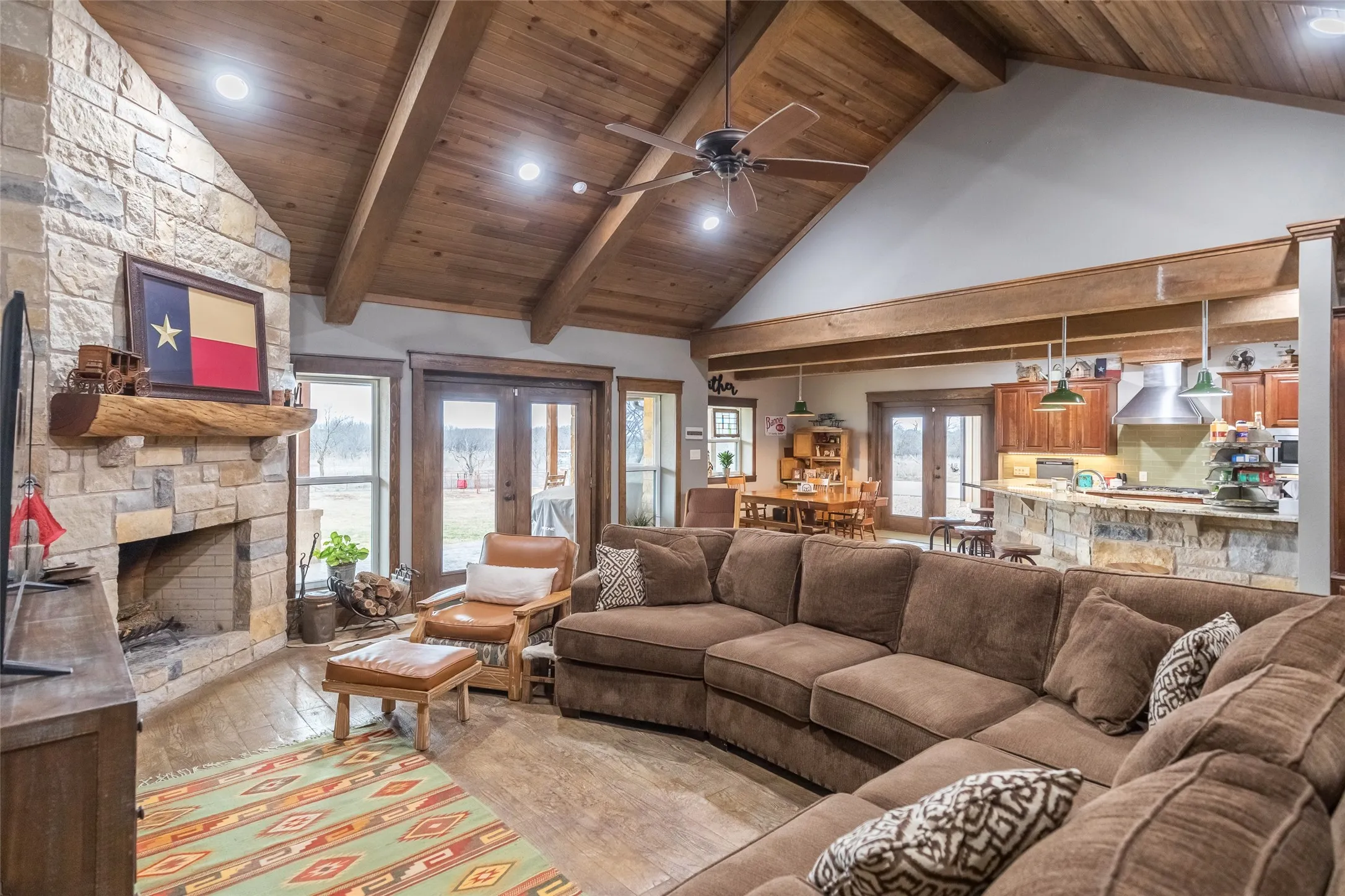 Single Family Residence For Sale in Taylor County , 1342 Fm-382, Ovalo, Texas 79541, 4 Bedroom, 3 Bathroom, Garage spaces, 3,178 Sqft, built in 2016, Preowned, mls#21162809, Real Estate Agent in Ovalo, Homes For Sale in Taylor county, Homes For Sale in Ovalo, Realtor in Ovalo Texas, Real Estate Brokerage Independent Realty Texas, Luminita Cordes Realtor