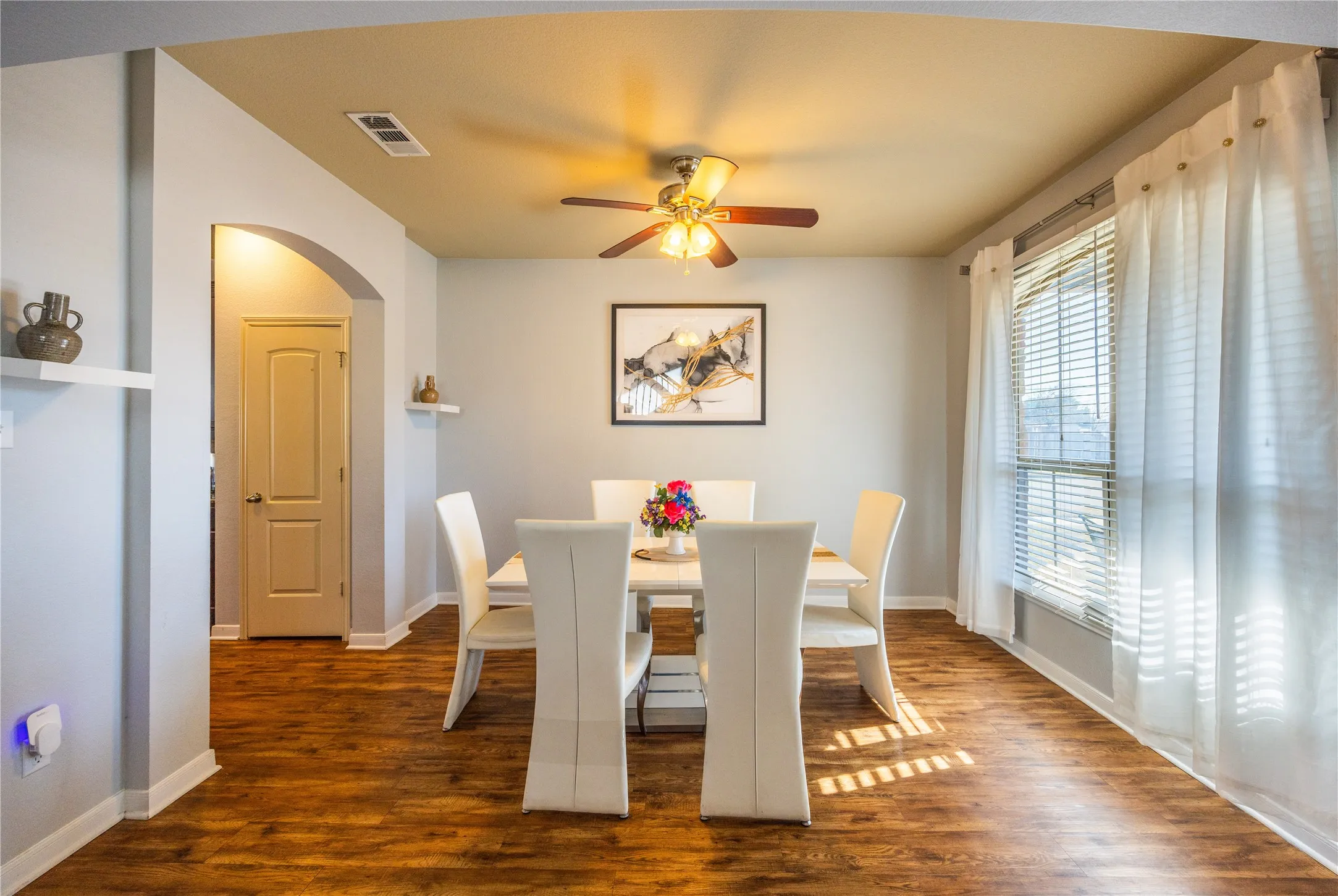 Single Family Residence For Sale in Mc Lennan County , 10864 Aurora, Waco, Texas 76708, 4 Bedrooms, 3 Bathrooms, 2 Garage spaces, 2,351 Sqft, built in 2014, Price $364,990, mls#21162844, Real Estate Agent in Waco, Homes For Sale in Mc Lennan county, Homes For Sale in Waco, Realtor in Waco Texas, Real Estate Brokerage Independent Realty Texas, Luminita Cordes Realtor