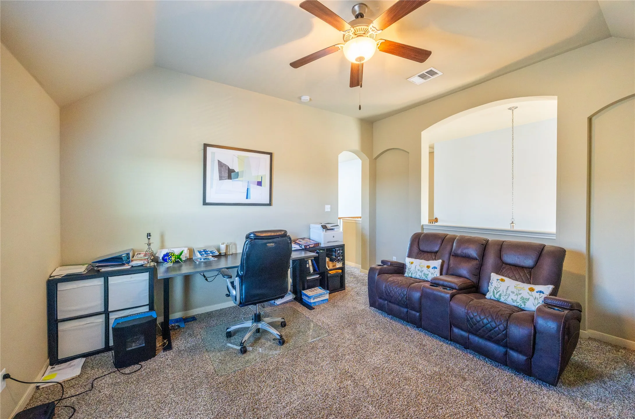 Single Family Residence For Sale in Mc Lennan County , 10864 Aurora, Waco, Texas 76708, 4 Bedrooms, 3 Bathrooms, 2 Garage spaces, 2,351 Sqft, built in 2014, Price $364,990, mls#21162844, Real Estate Agent in Waco, Homes For Sale in Mc Lennan county, Homes For Sale in Waco, Realtor in Waco Texas, Real Estate Brokerage Independent Realty Texas, Luminita Cordes Realtor