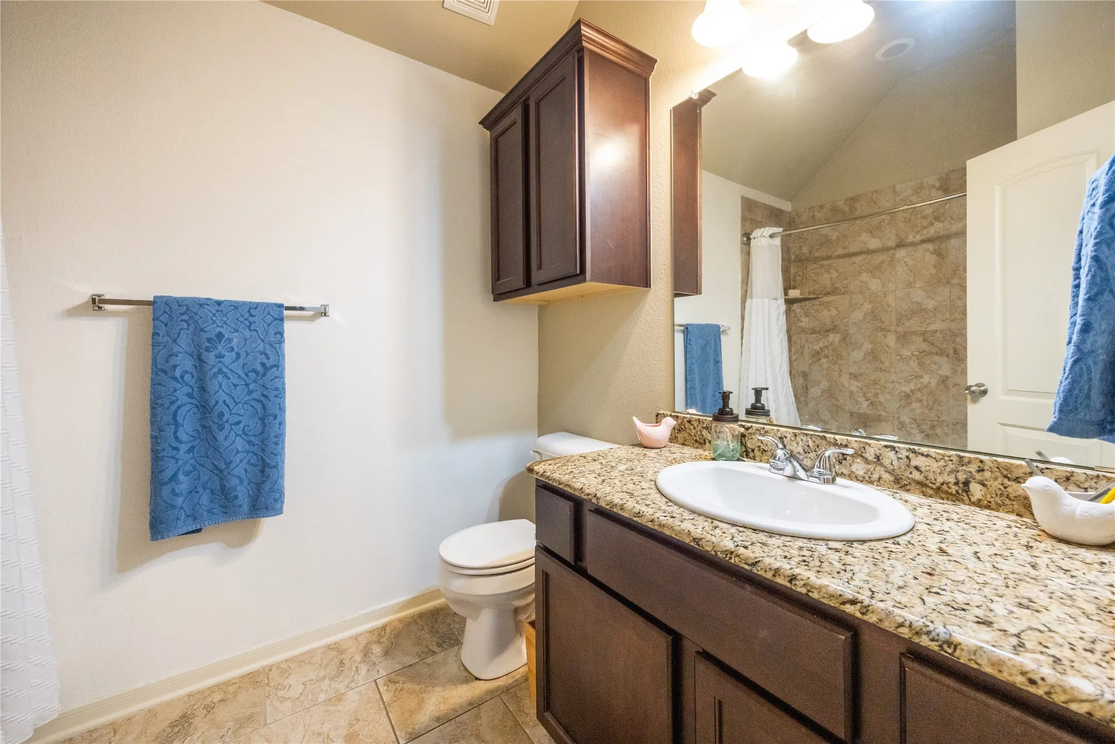 Single Family Residence For Sale in Mc Lennan County , 10864 Aurora, Waco, Texas 76708, 4 Bedrooms, 3 Bathrooms, 2 Garage spaces, 2,351 Sqft, built in 2014, Price $364,990, mls#21162844, Real Estate Agent in Waco, Homes For Sale in Mc Lennan county, Homes For Sale in Waco, Realtor in Waco Texas, Real Estate Brokerage Independent Realty Texas, Luminita Cordes Realtor