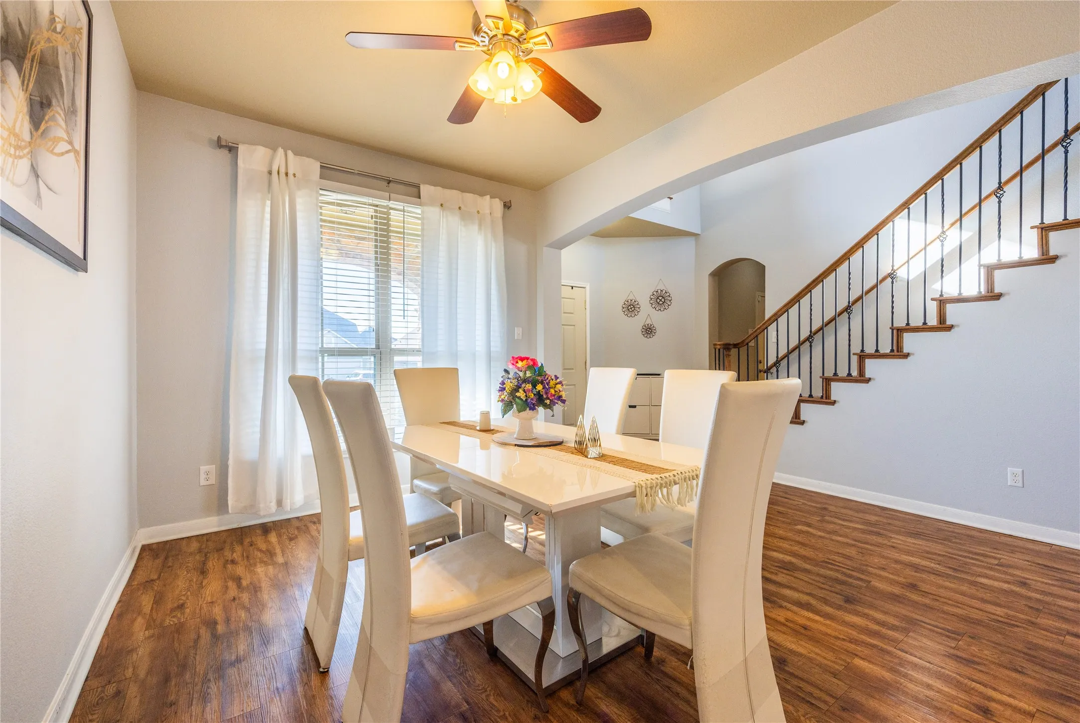 Single Family Residence For Sale in Mc Lennan County , 10864 Aurora, Waco, Texas 76708, 4 Bedrooms, 3 Bathrooms, 2 Garage spaces, 2,351 Sqft, built in 2014, Price $364,990, mls#21162844, Real Estate Agent in Waco, Homes For Sale in Mc Lennan county, Homes For Sale in Waco, Realtor in Waco Texas, Real Estate Brokerage Independent Realty Texas, Luminita Cordes Realtor