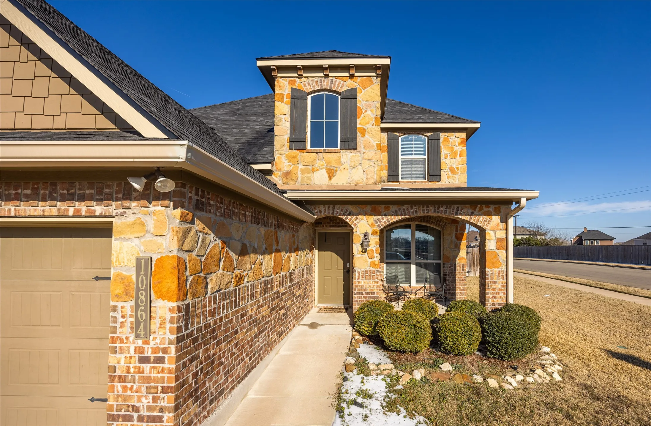 Single Family Residence For Sale in Mc Lennan County , 10864 Aurora, Waco, Texas 76708, 4 Bedrooms, 3 Bathrooms, 2 Garage spaces, 2,351 Sqft, built in 2014, Price $364,990, mls#21162844, Real Estate Agent in Waco, Homes For Sale in Mc Lennan county, Homes For Sale in Waco, Realtor in Waco Texas, Real Estate Brokerage Independent Realty Texas, Luminita Cordes Realtor