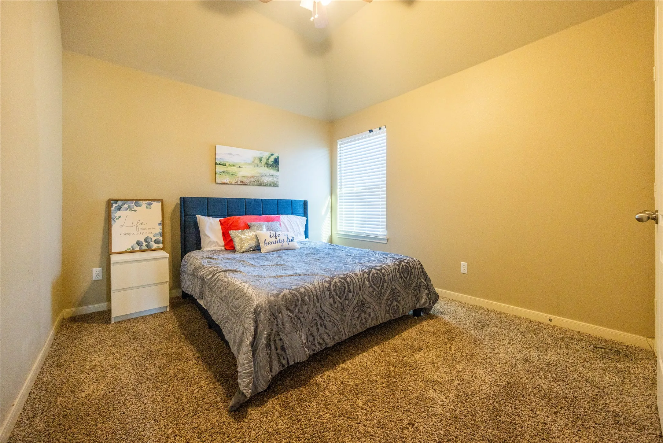 Single Family Residence For Sale in Mc Lennan County , 10864 Aurora, Waco, Texas 76708, 4 Bedrooms, 3 Bathrooms, 2 Garage spaces, 2,351 Sqft, built in 2014, Price $364,990, mls#21162844, Real Estate Agent in Waco, Homes For Sale in Mc Lennan county, Homes For Sale in Waco, Realtor in Waco Texas, Real Estate Brokerage Independent Realty Texas, Luminita Cordes Realtor