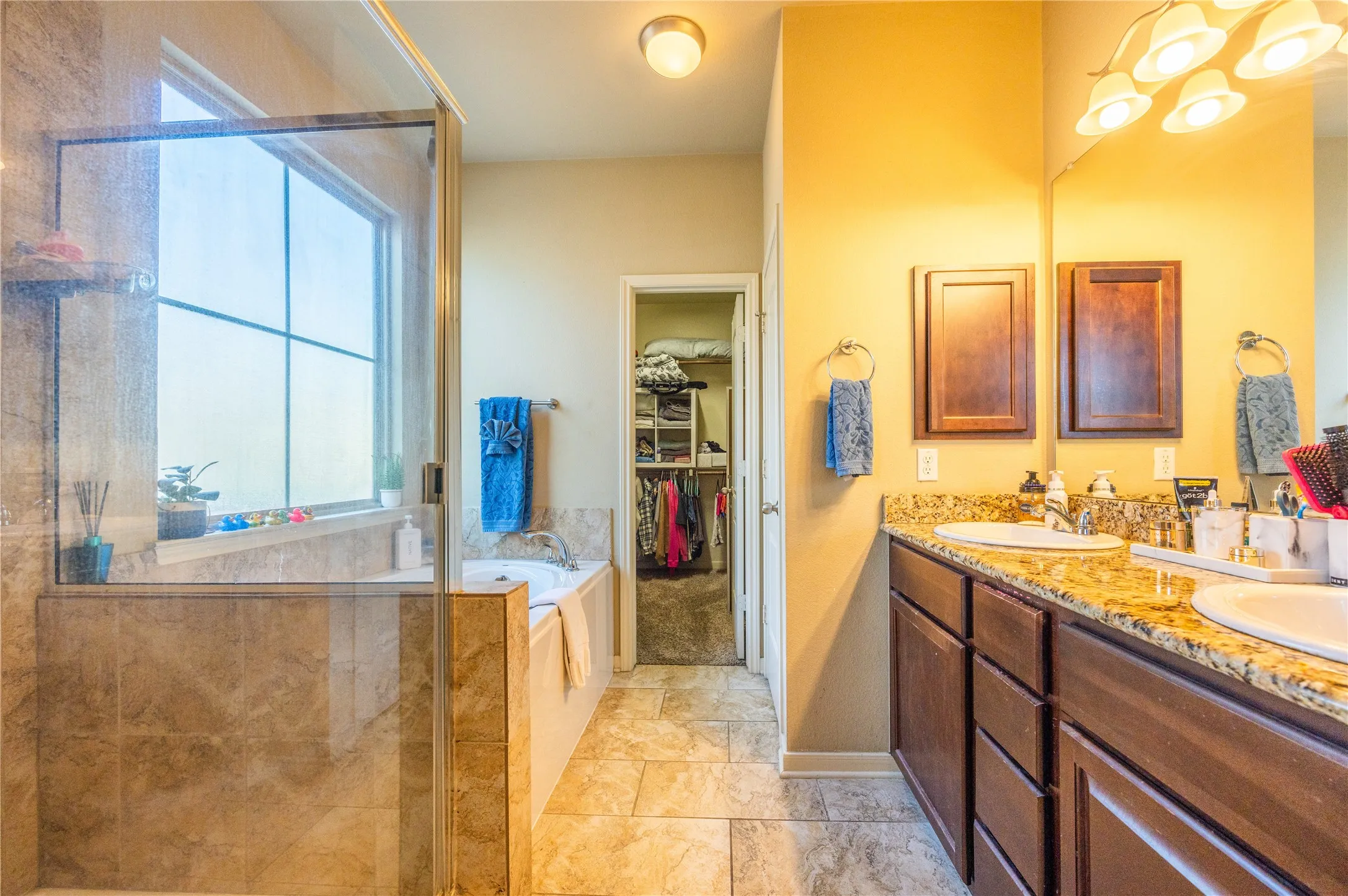 Single Family Residence For Sale in Mc Lennan County , 10864 Aurora, Waco, Texas 76708, 4 Bedrooms, 3 Bathrooms, 2 Garage spaces, 2,351 Sqft, built in 2014, Price $364,990, mls#21162844, Real Estate Agent in Waco, Homes For Sale in Mc Lennan county, Homes For Sale in Waco, Realtor in Waco Texas, Real Estate Brokerage Independent Realty Texas, Luminita Cordes Realtor